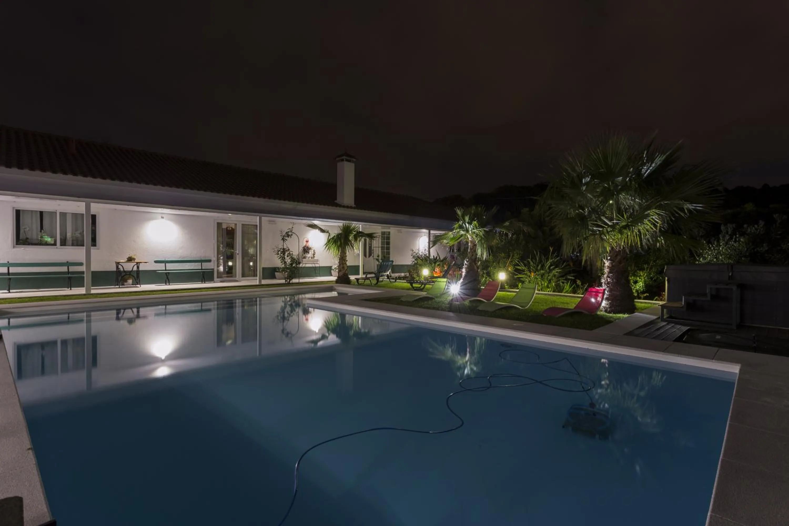 Night in Quinta de Santa Bárbara Casas Turisticas