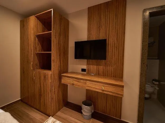 Bathroom in Gold's Pyramids Hotel