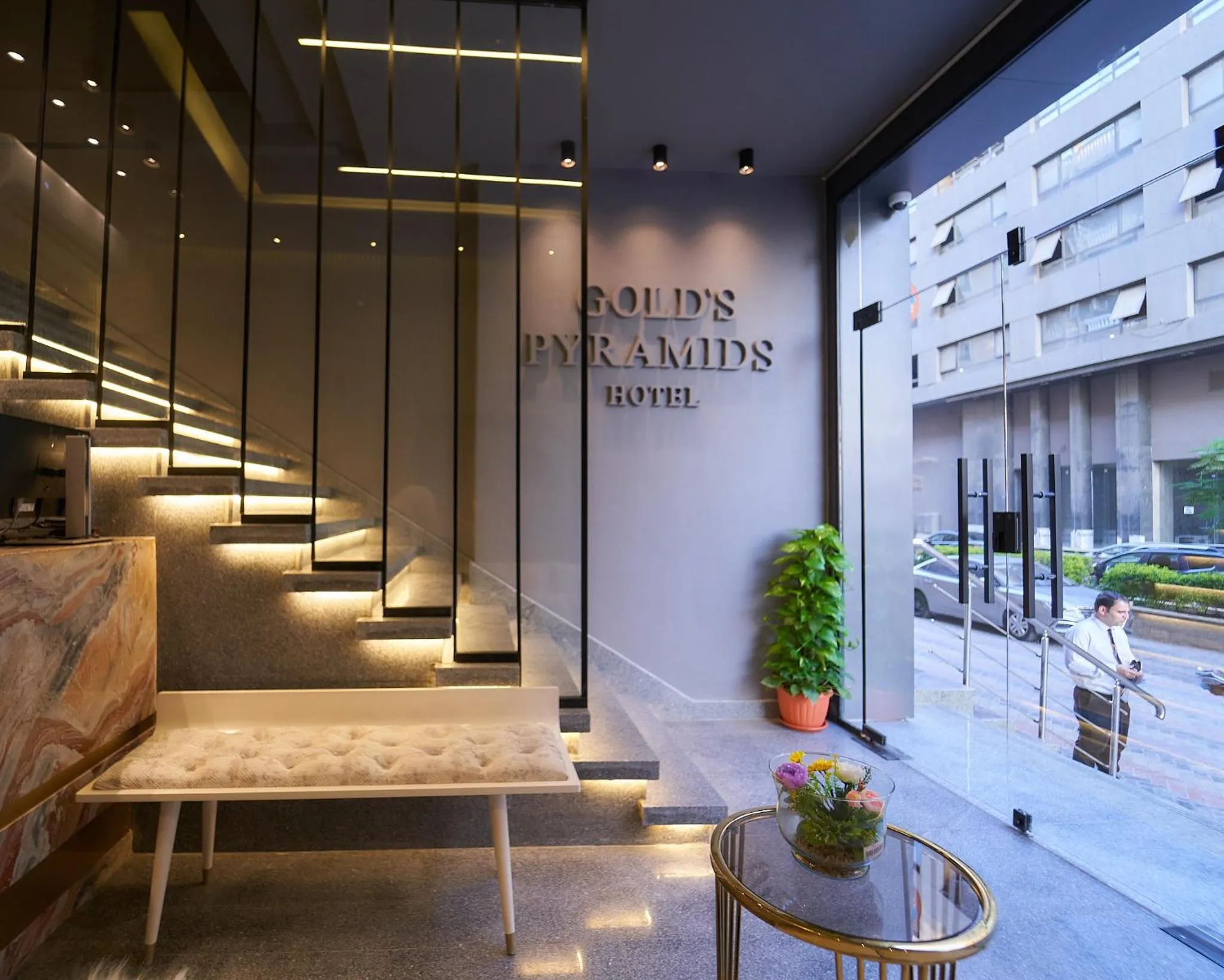 Lobby or reception in Gold's Pyramids Hotel