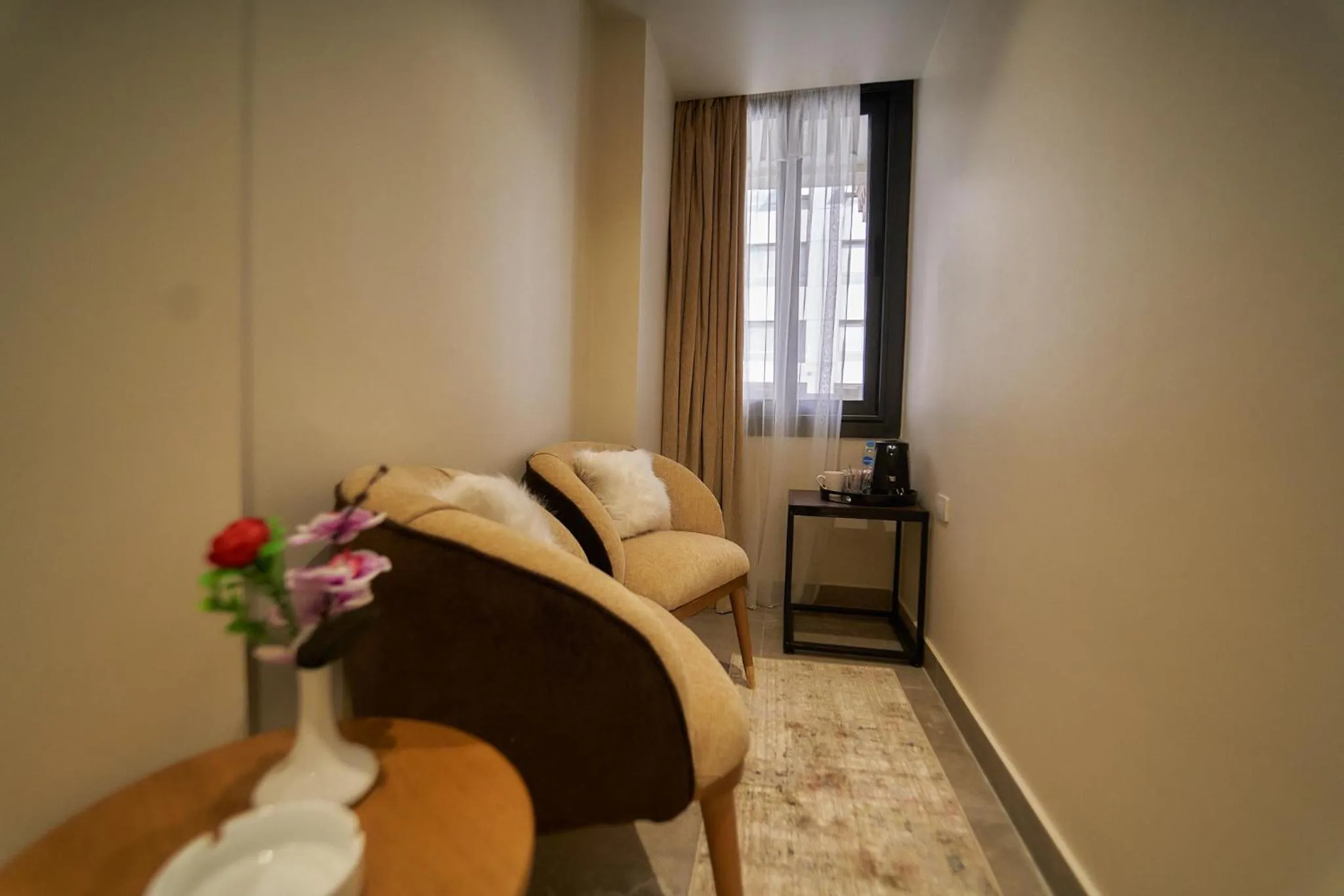 TV and multimedia in Gold's Pyramids Hotel