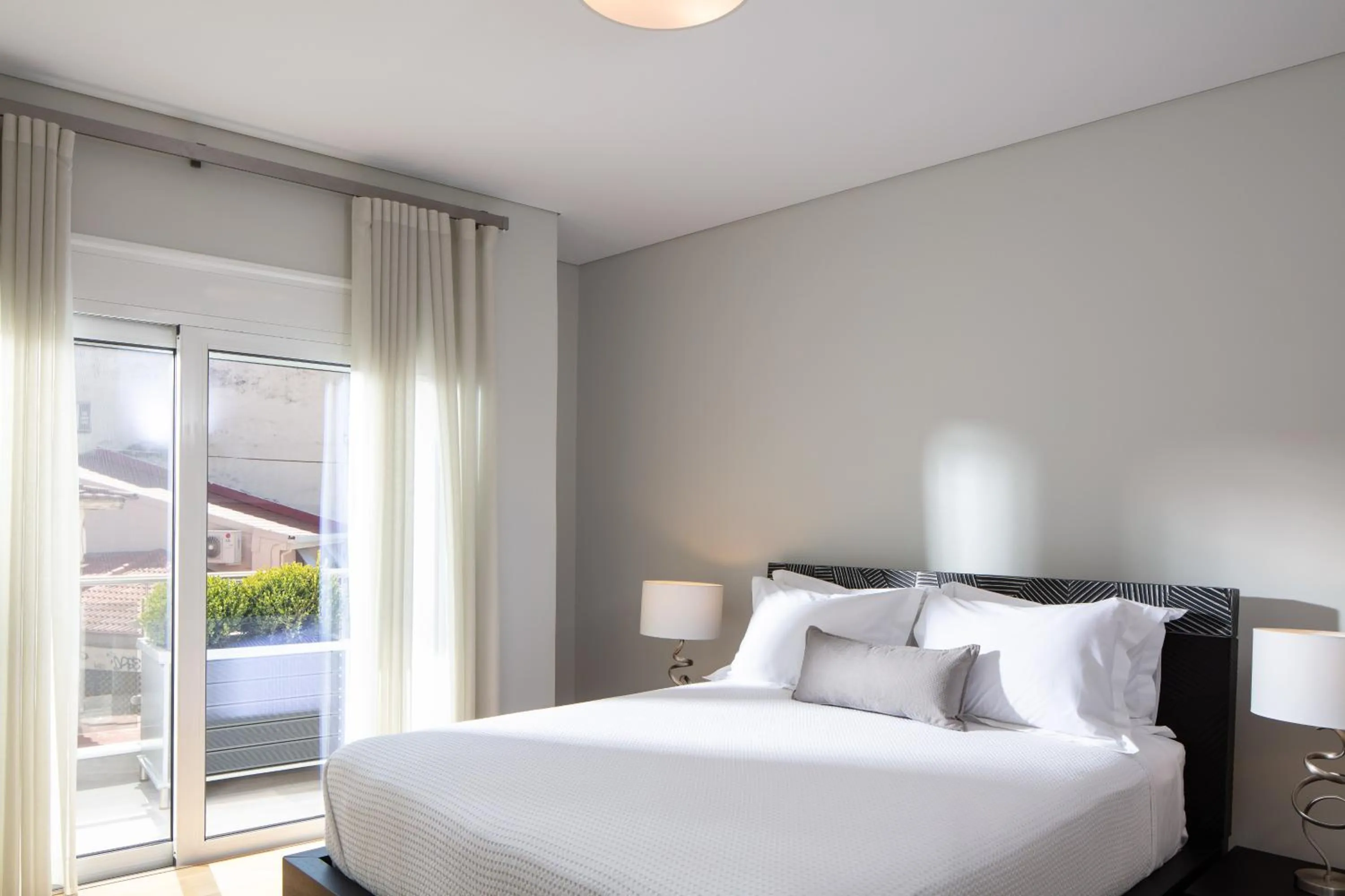 Bedroom, Bed in Piccadilly House