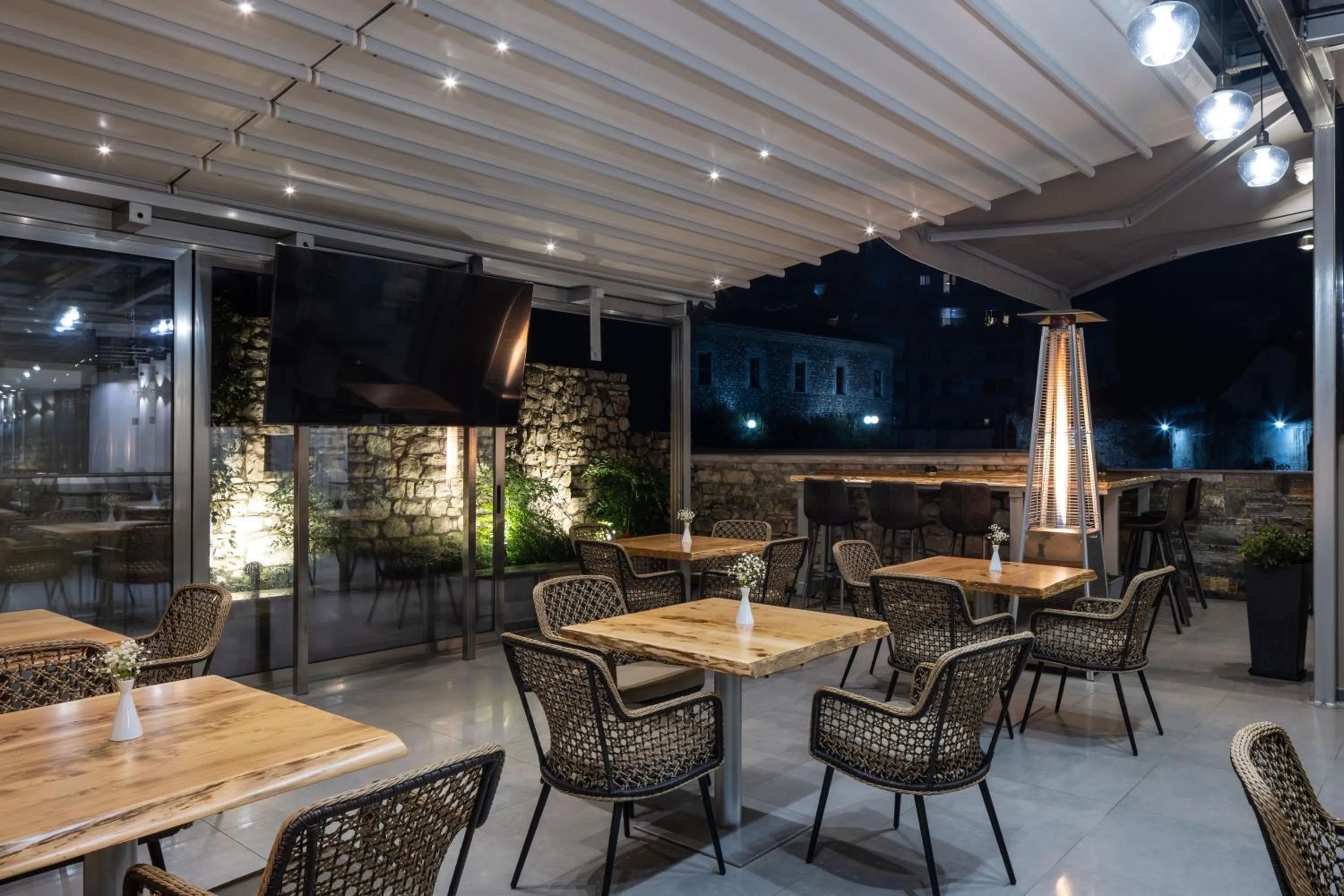 Patio in Piccadilly House