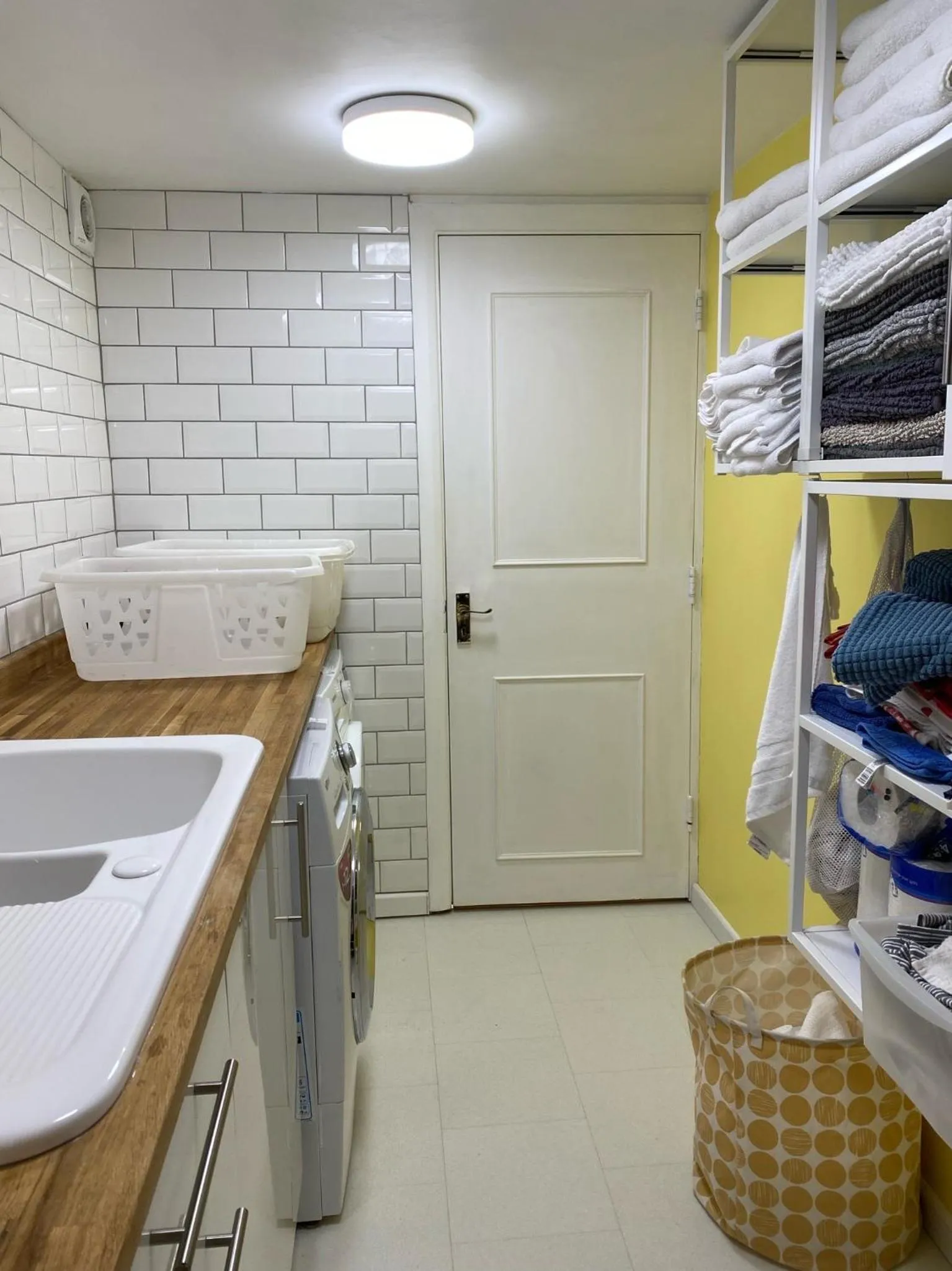 laundry in Pound Corner