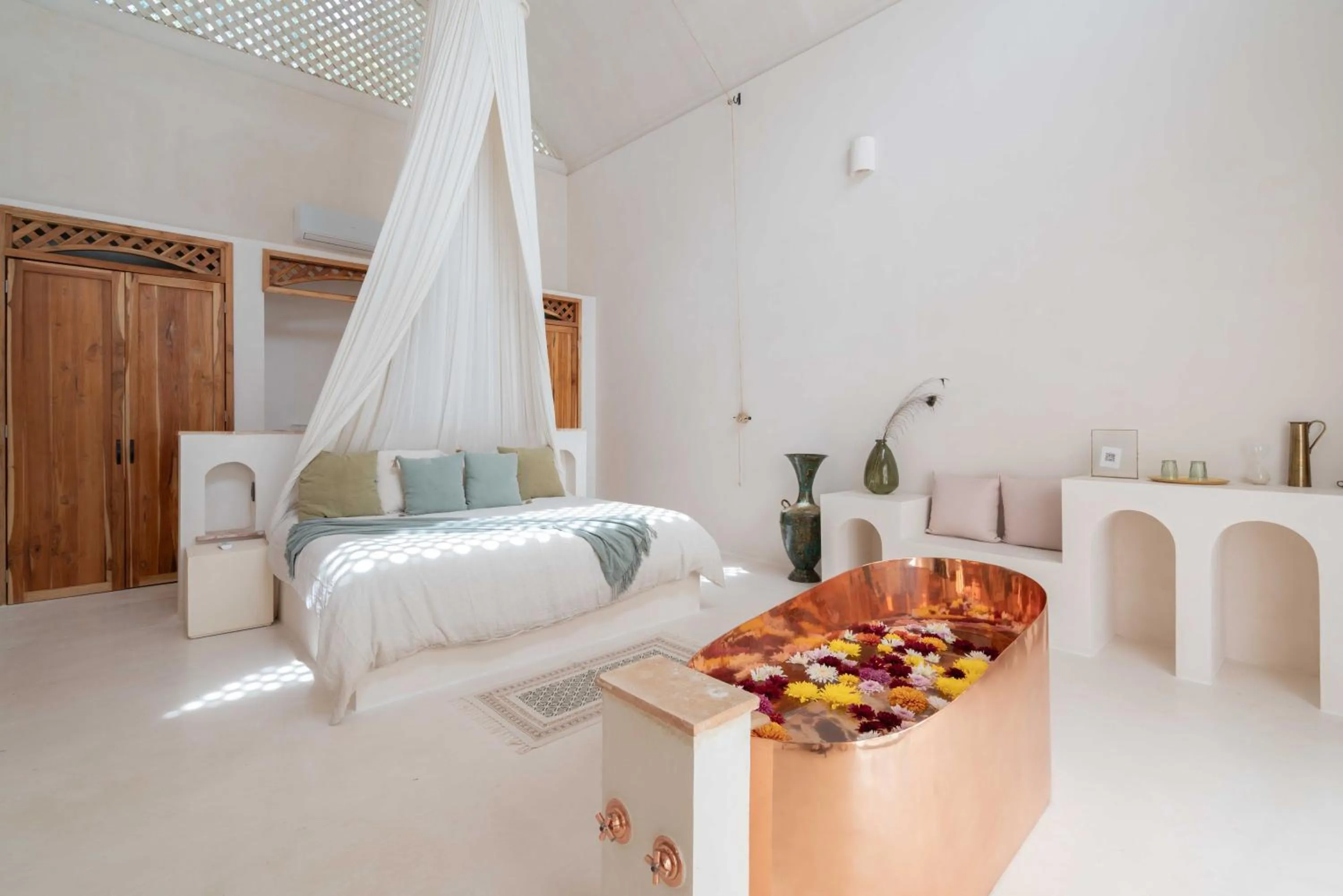 Bed in Anat Tantric Boutique Hotel