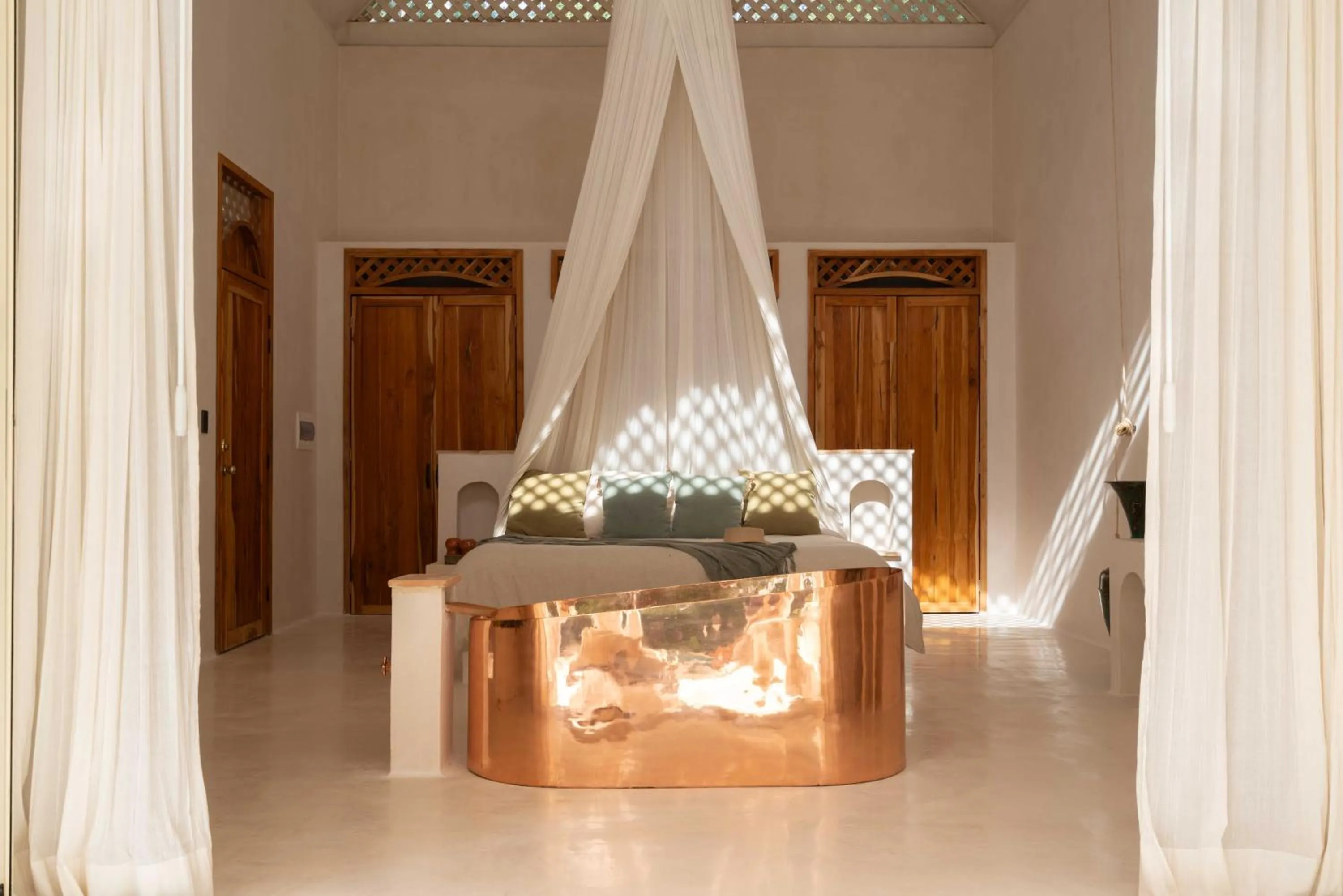 Bed in Anat Tantric Boutique Hotel