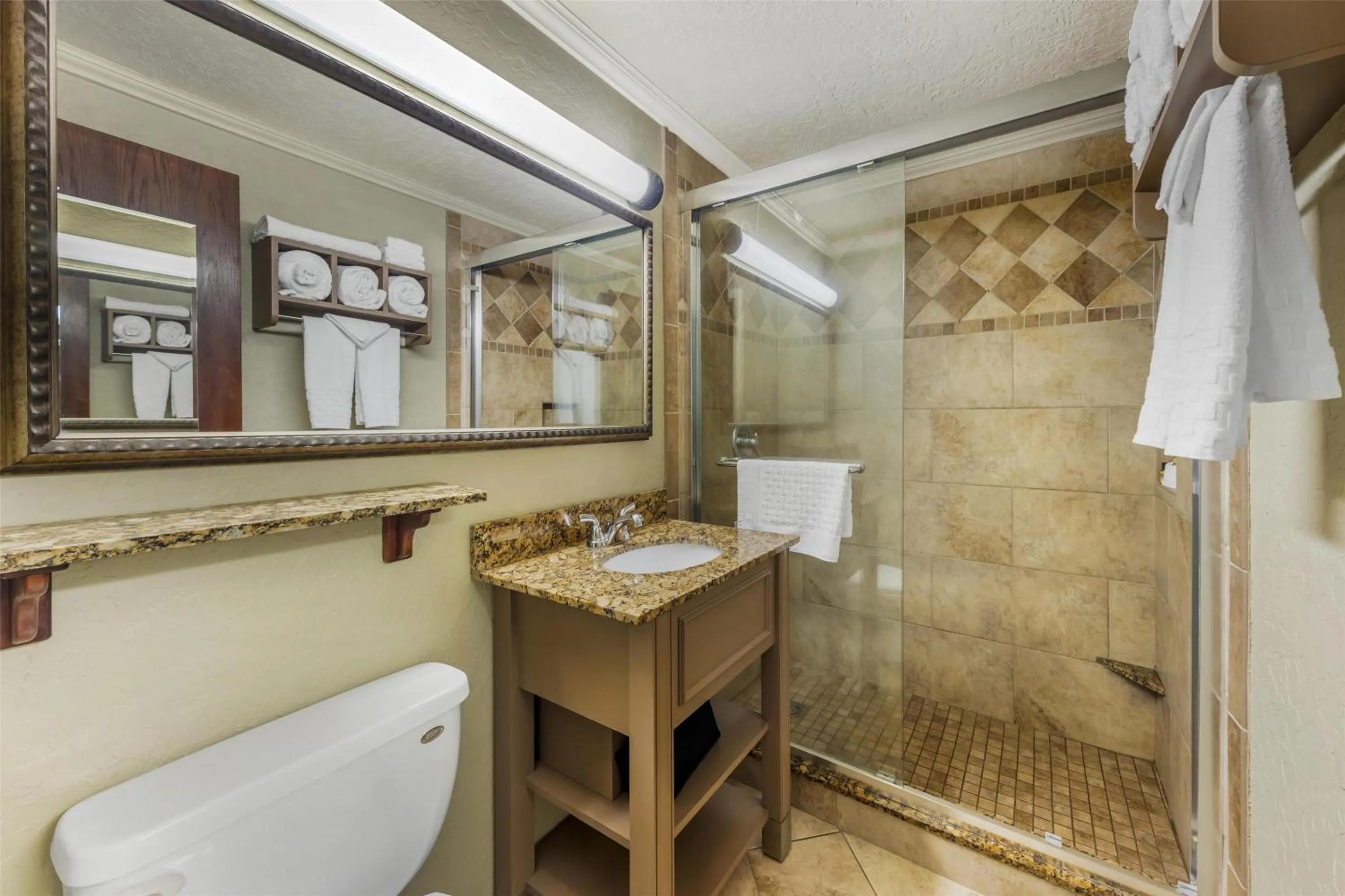 Bathroom in Best Western Plus Weatherford