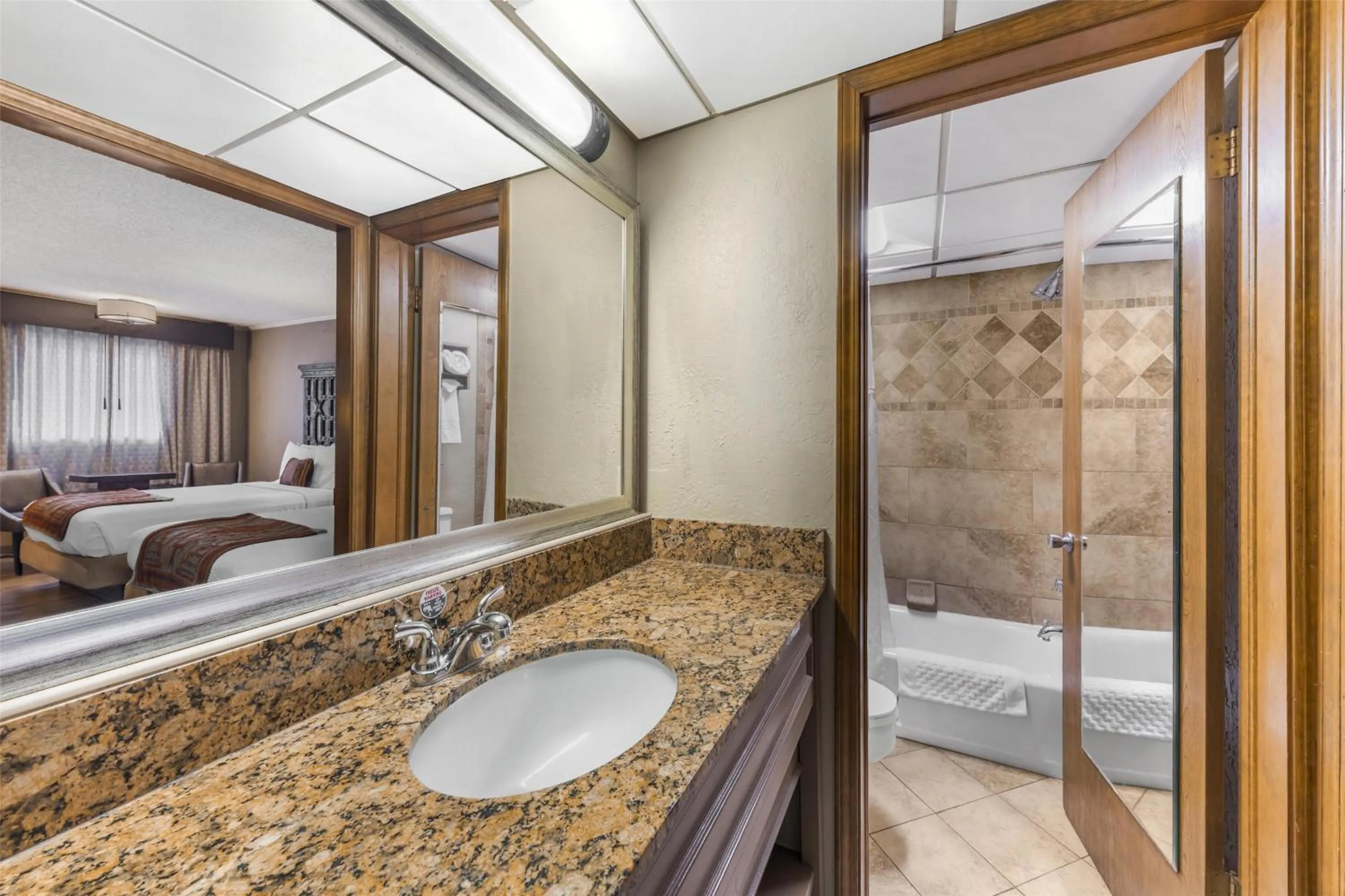 Bathroom in Best Western Plus Weatherford