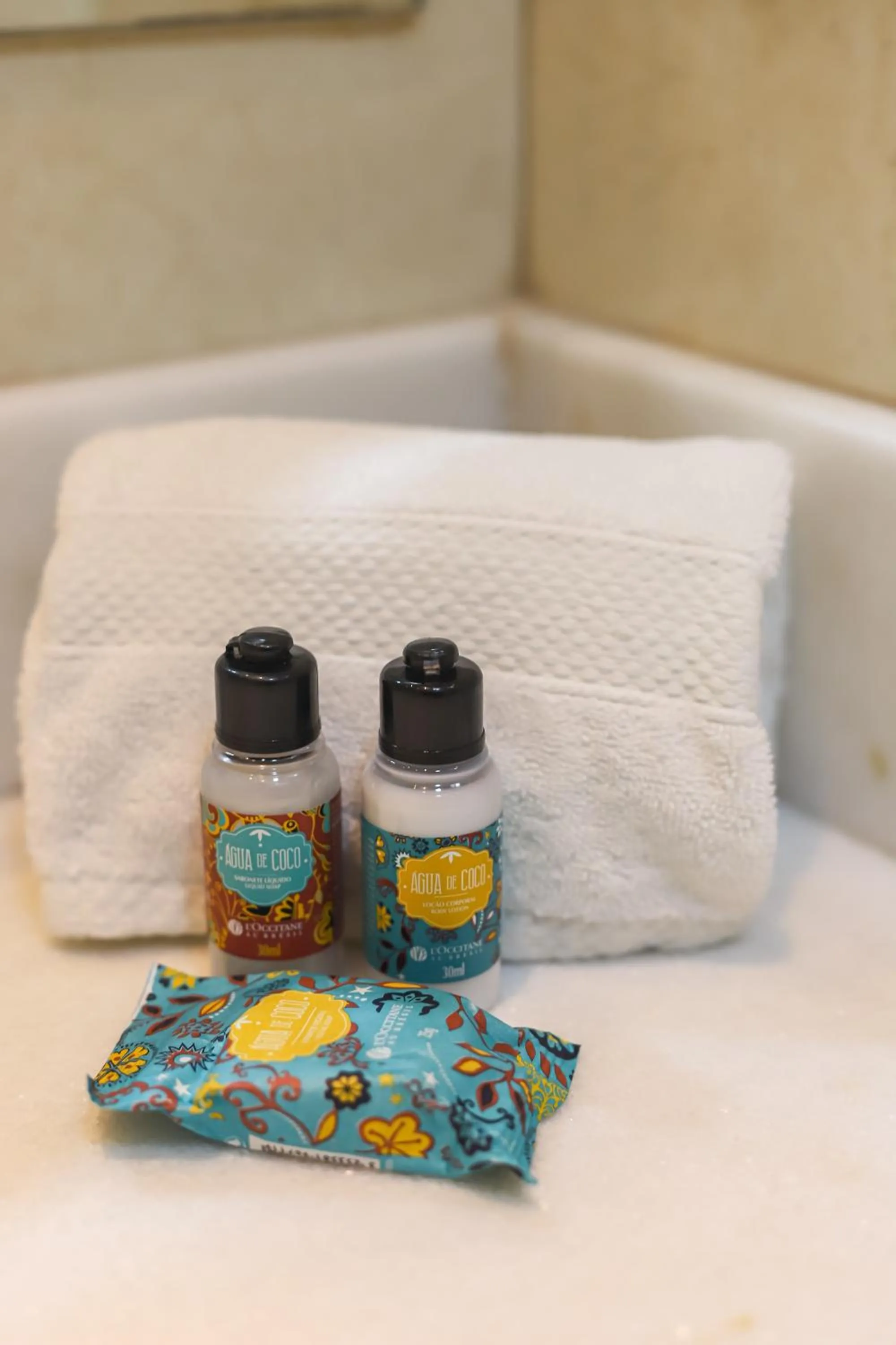 Bathroom, Bed in Carballo Hotel & Spa