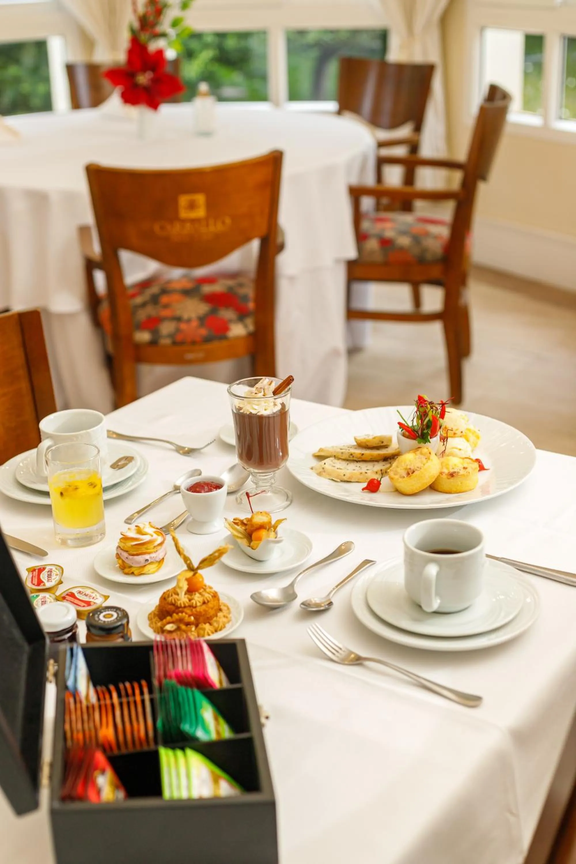 Restaurant/places to eat in Carballo Hotel & Spa