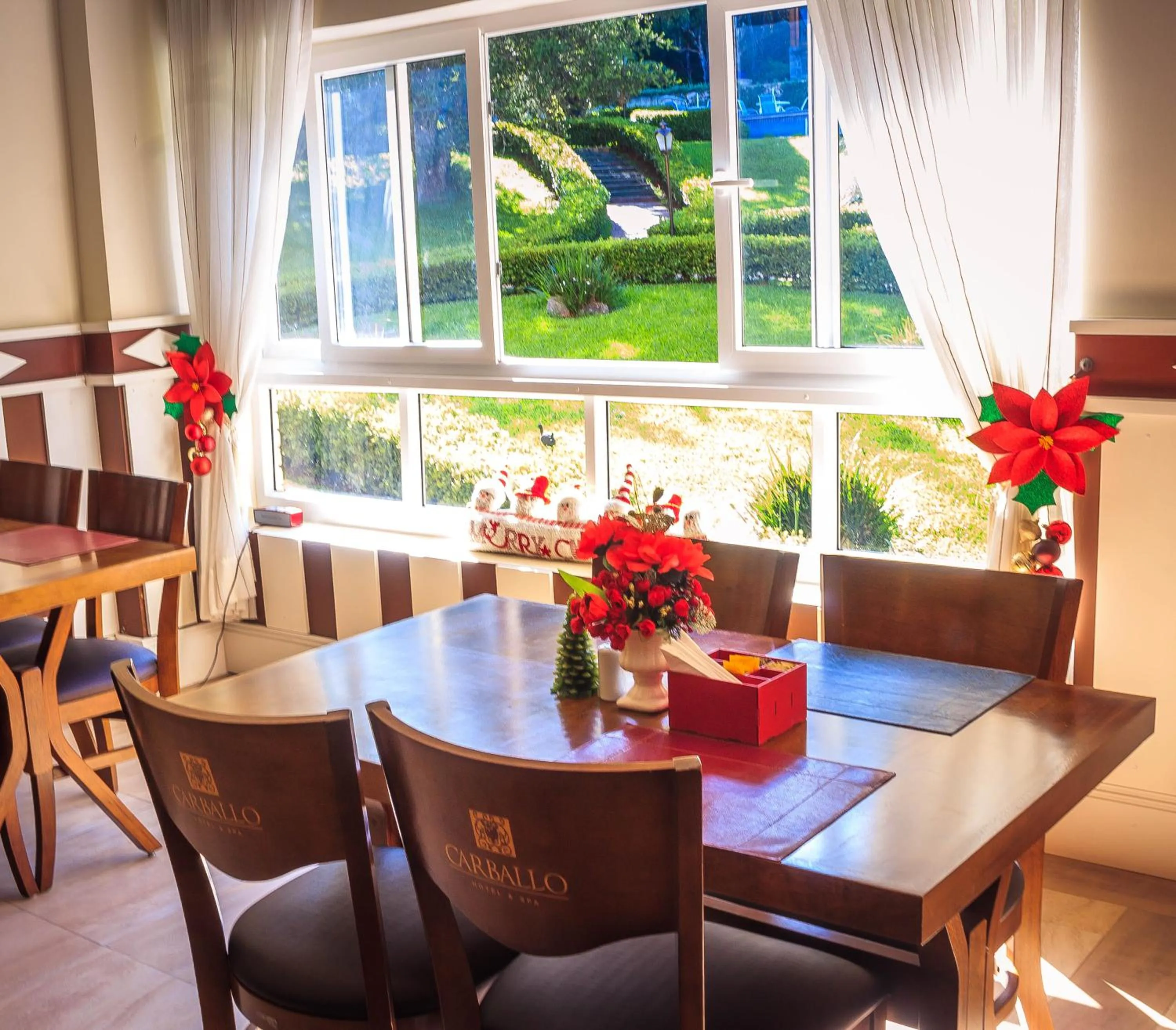 Restaurant/places to eat in Carballo Hotel & Spa