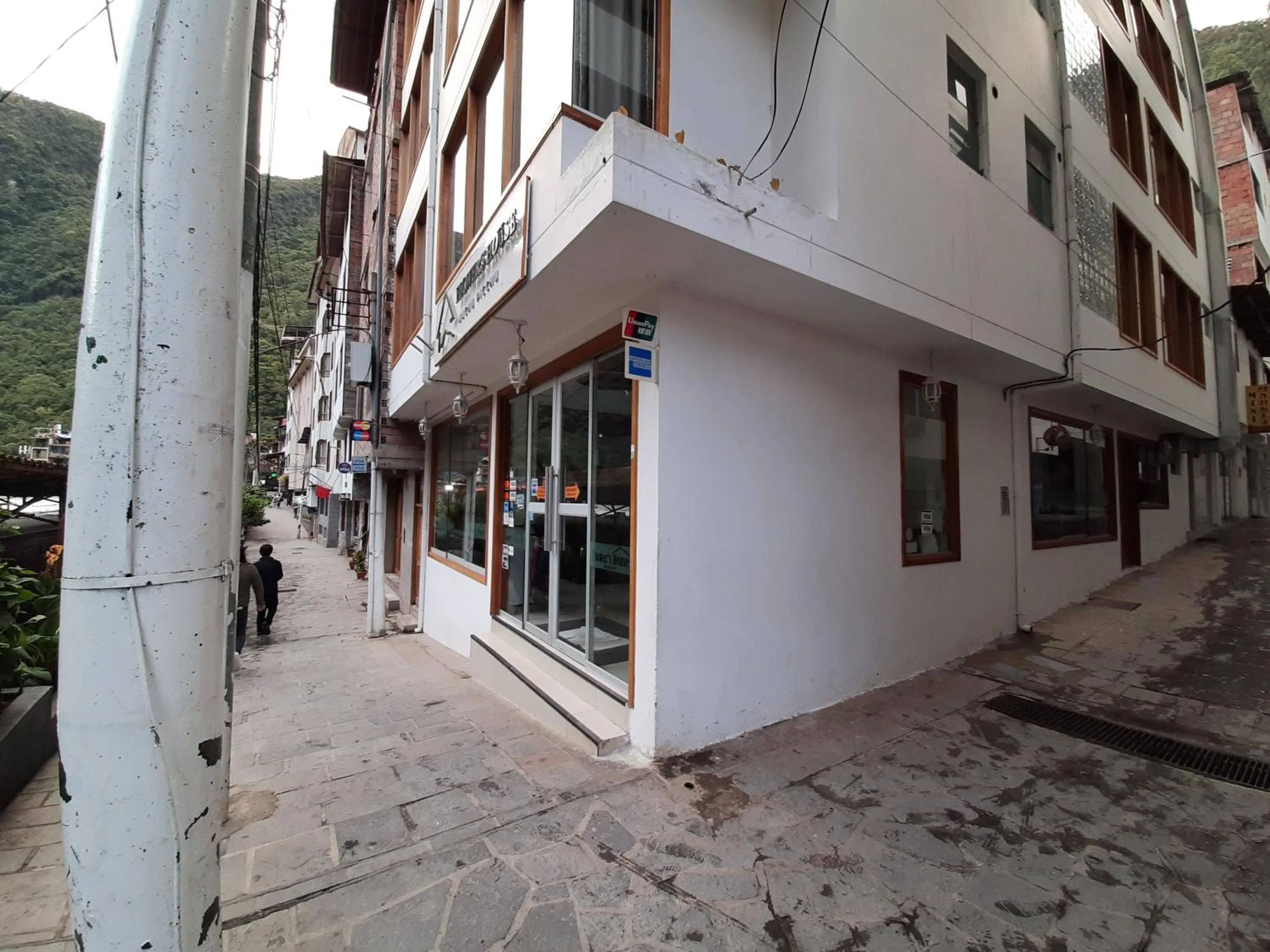 Property building in Flower's House MachuPicchu