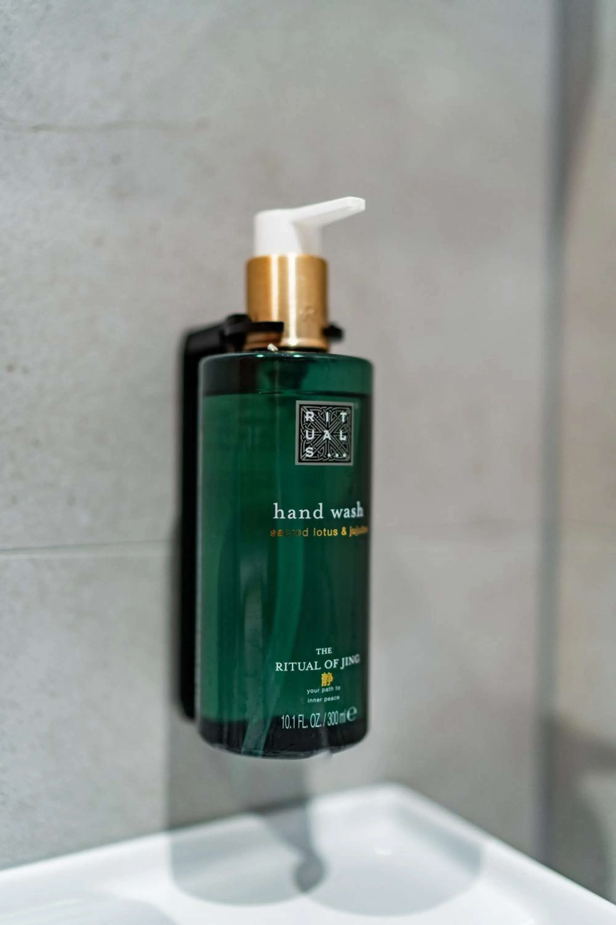 Bathroom in Martini Hotel