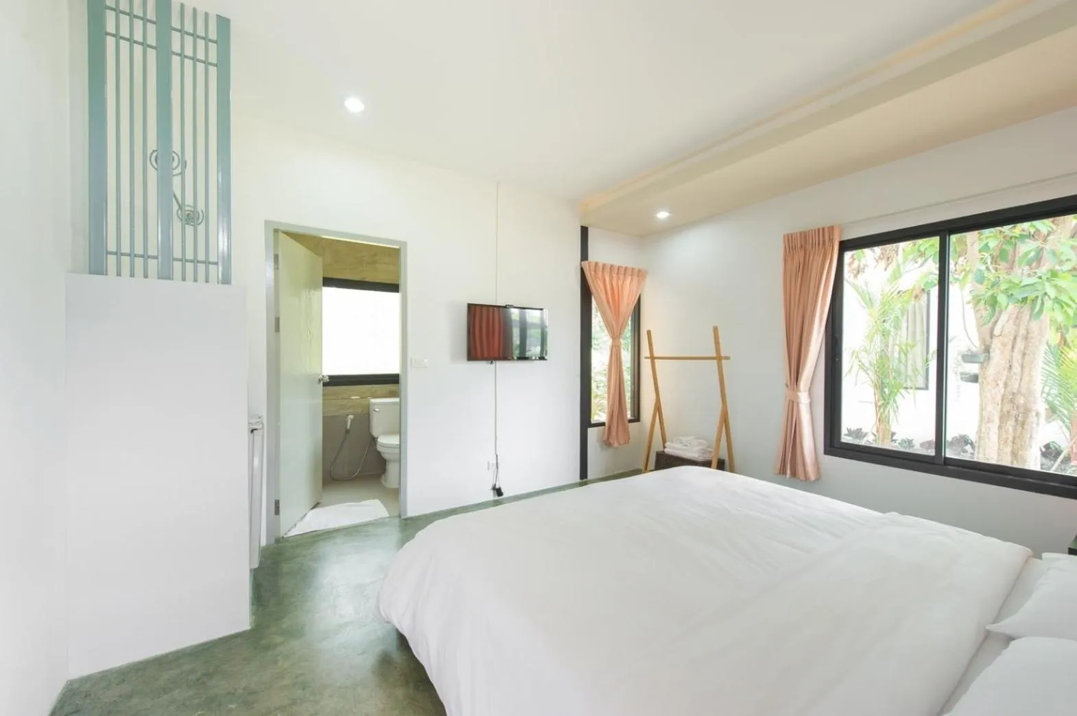 Bed in Suptara Resort