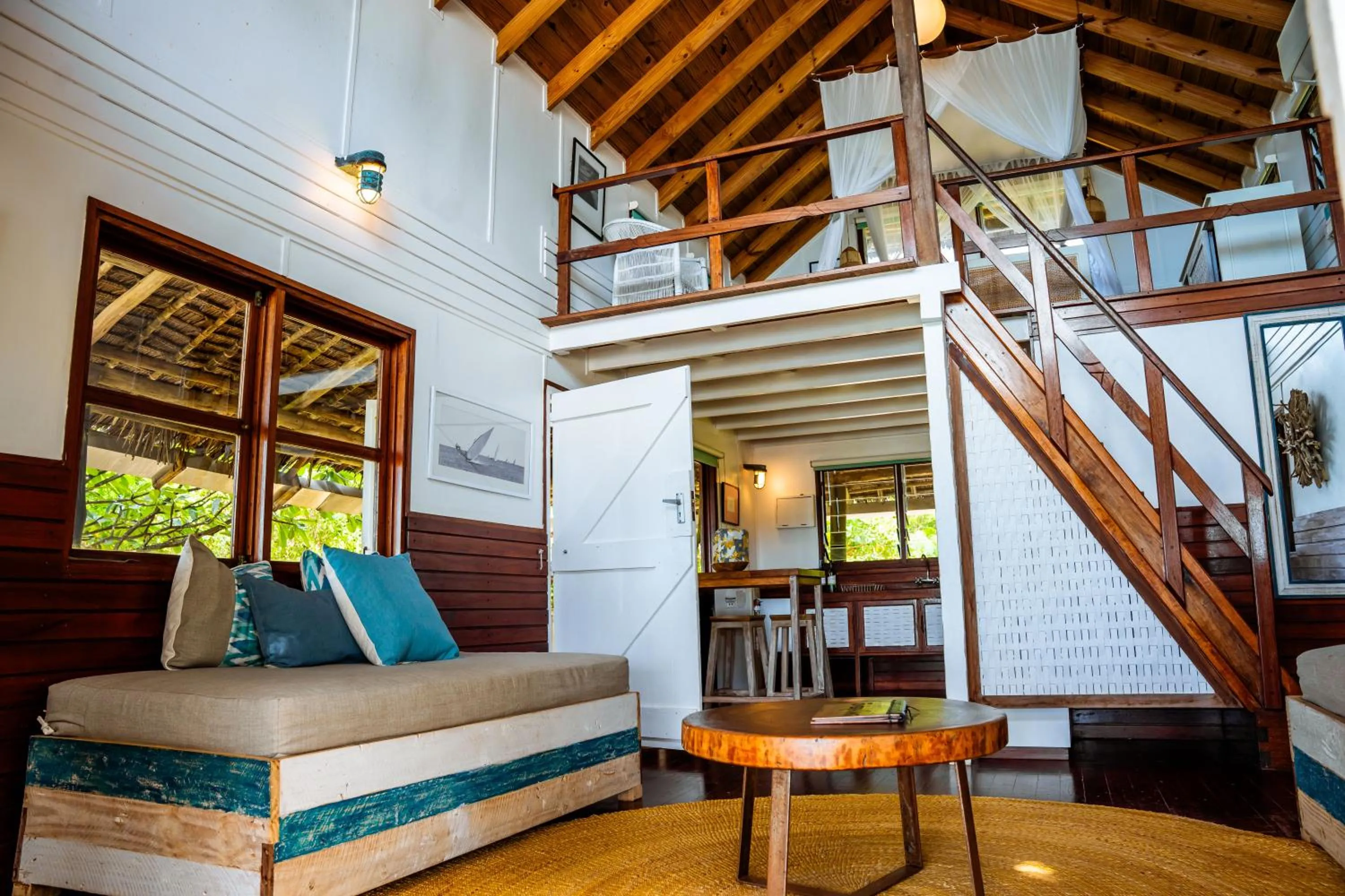 Living room in The Overhang