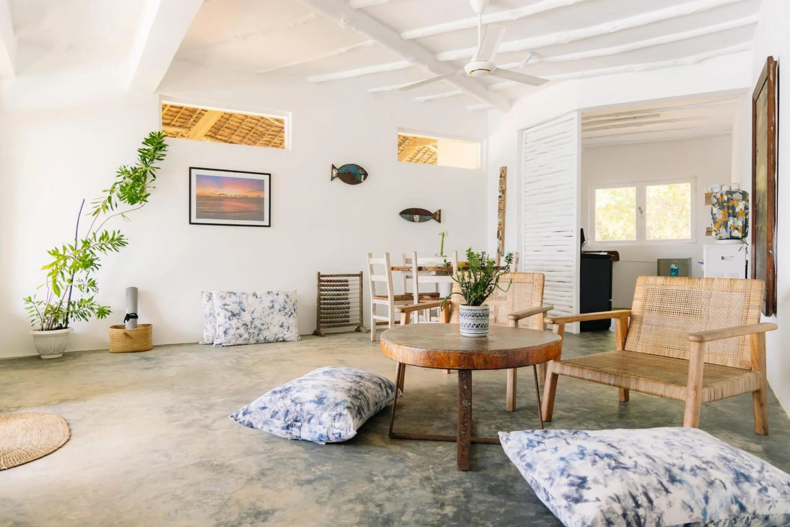 Kitchen or kitchenette in The Overhang