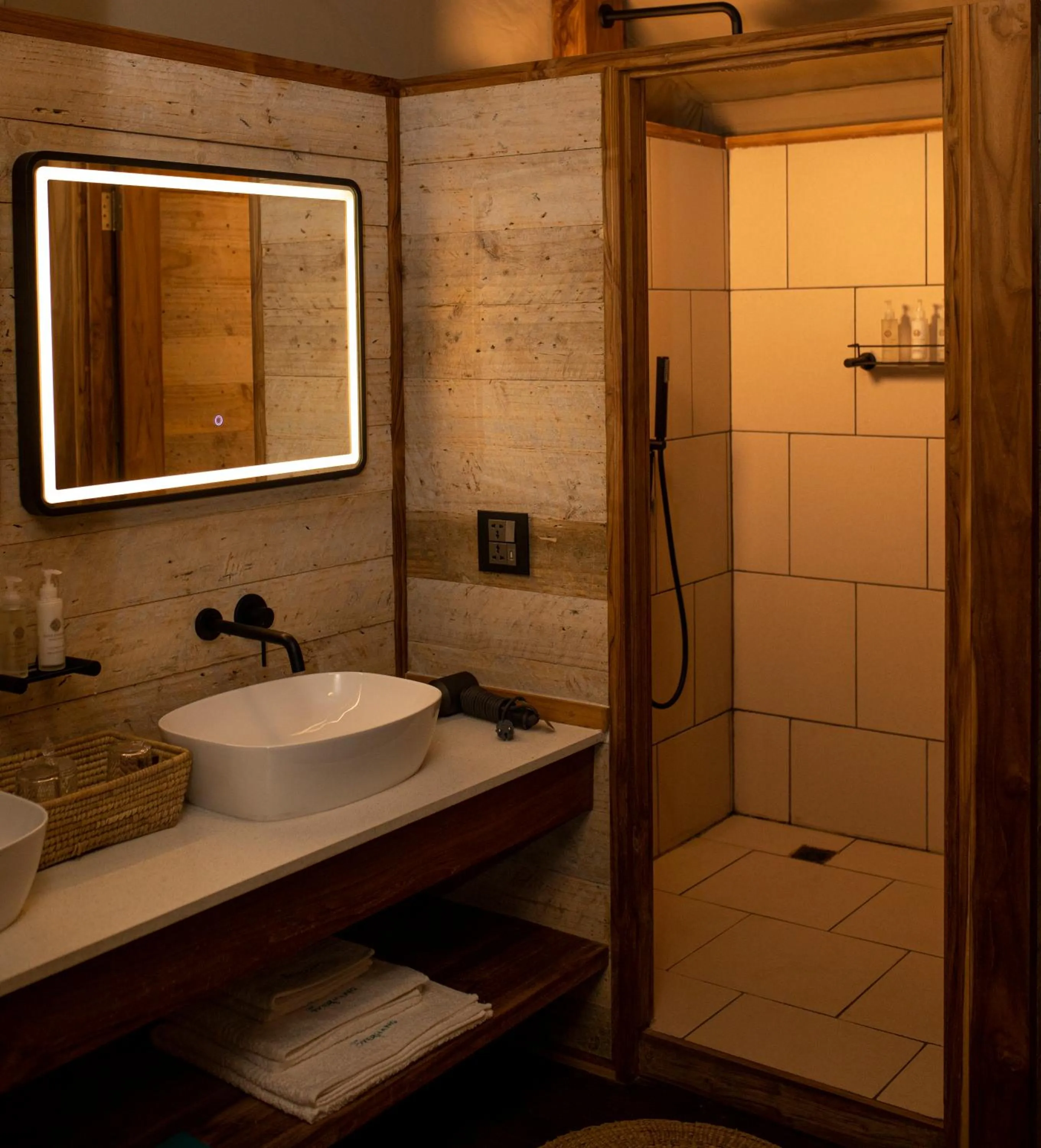 Shower in The Overhang