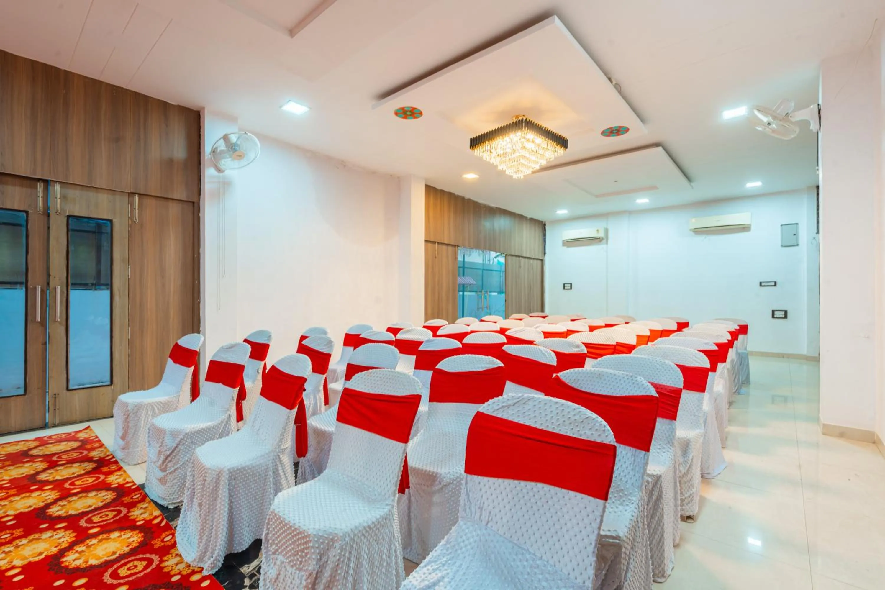 Banquet/Function facilities in Treebo Udyam Glory
