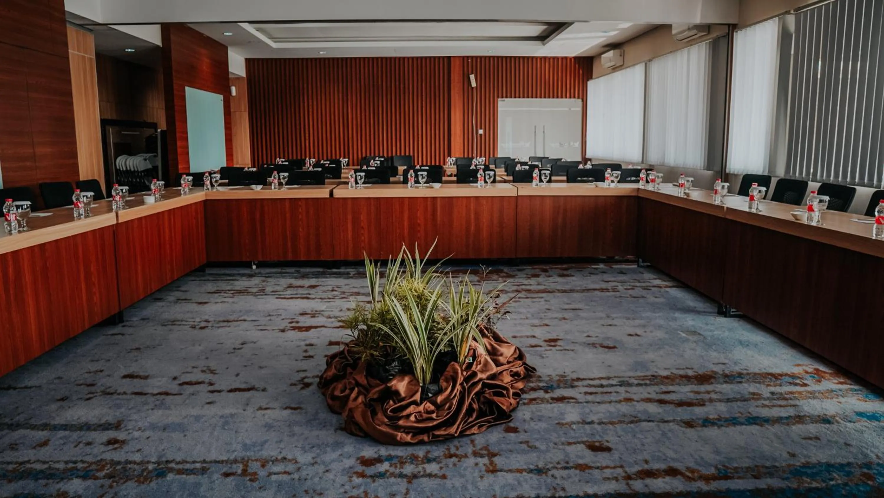 Villa Rancabango Hotel & Resort Garut