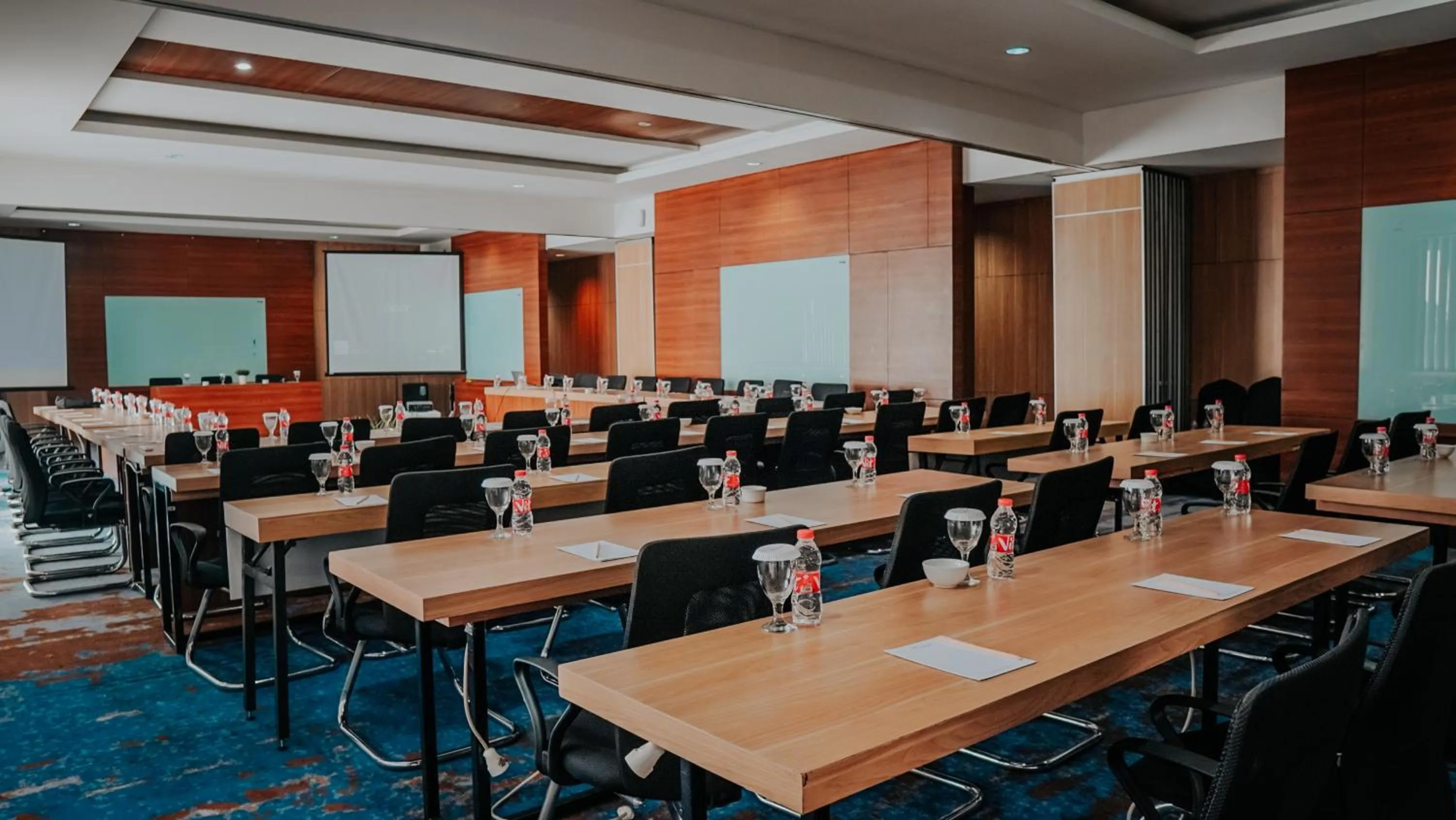 Villa Rancabango Hotel & Resort Garut