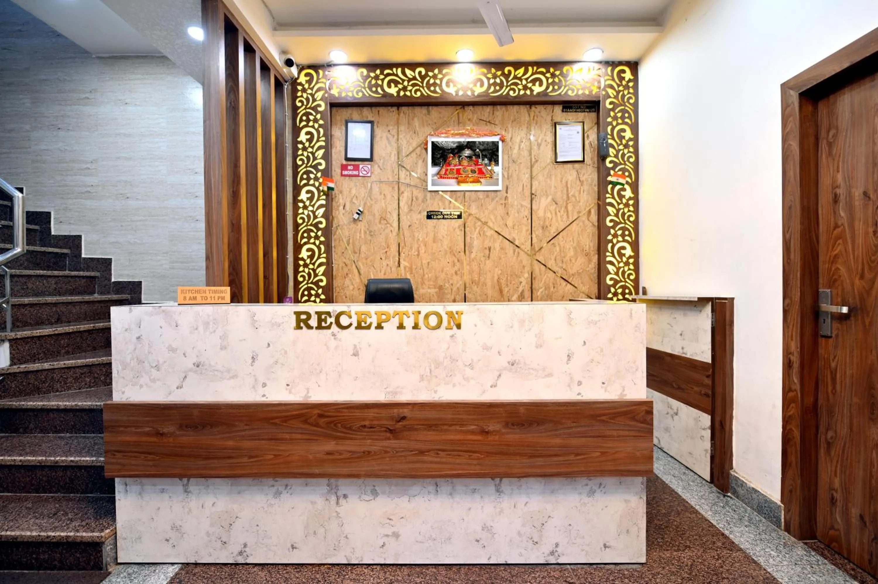 Lobby or reception in Royal Inn Jammu