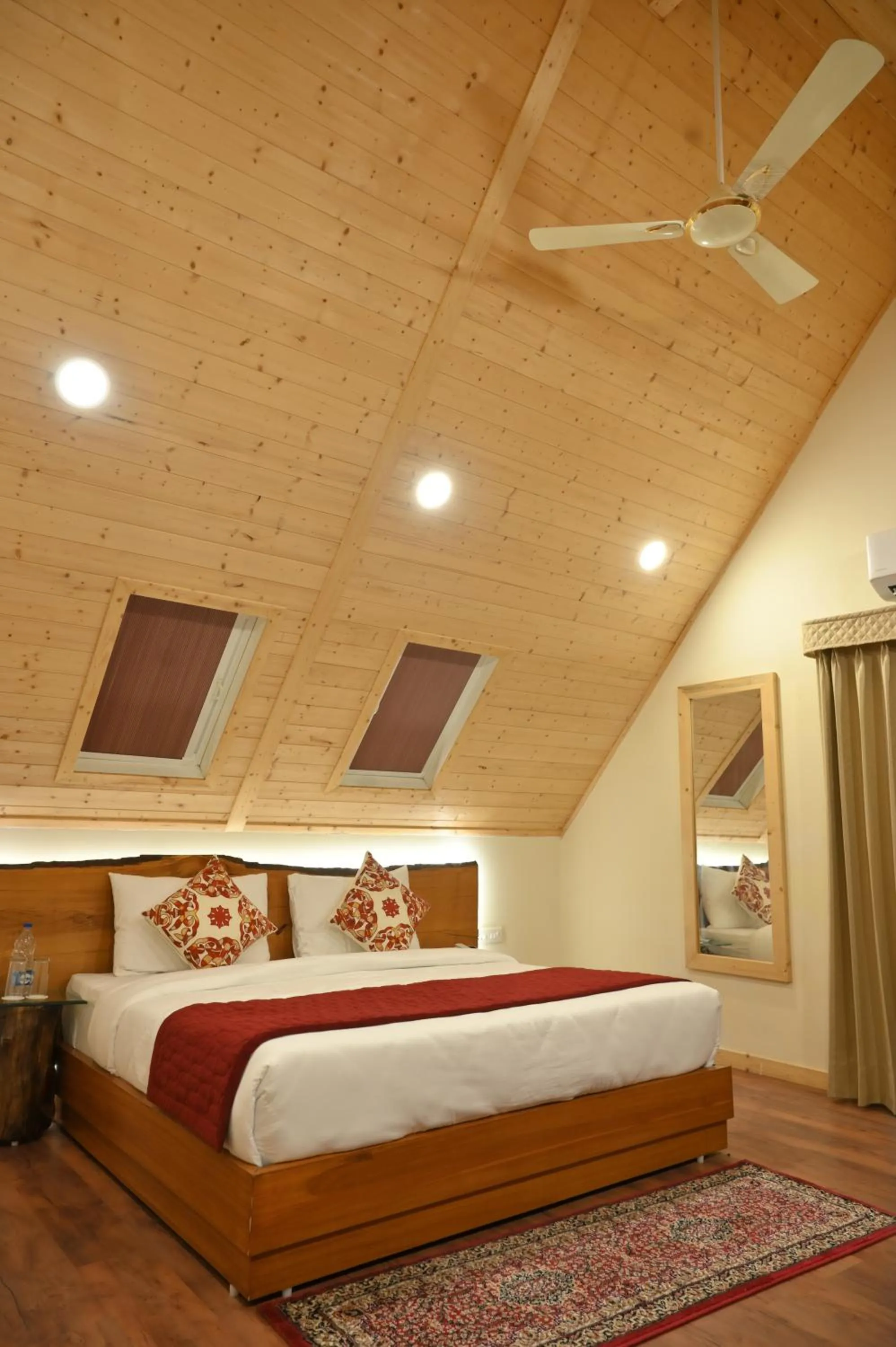 Bed in Samsara Luxury Cottages & Spa, Chail Hills