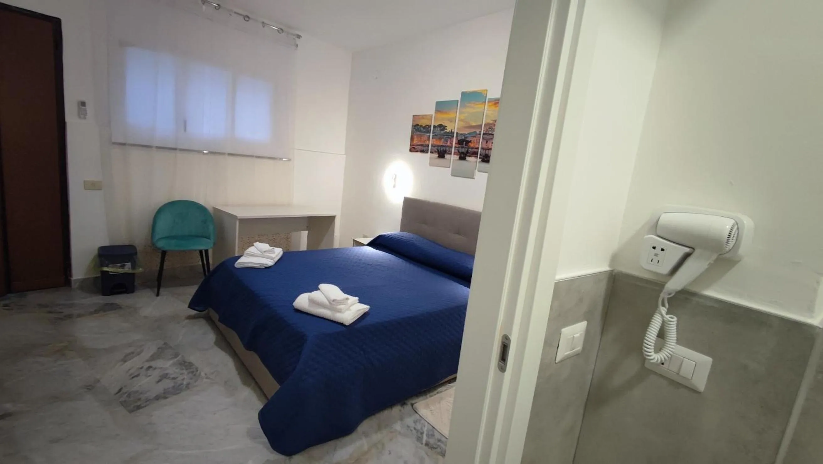 View (from property/room), Bed in VATICAN GREEN GARDEN