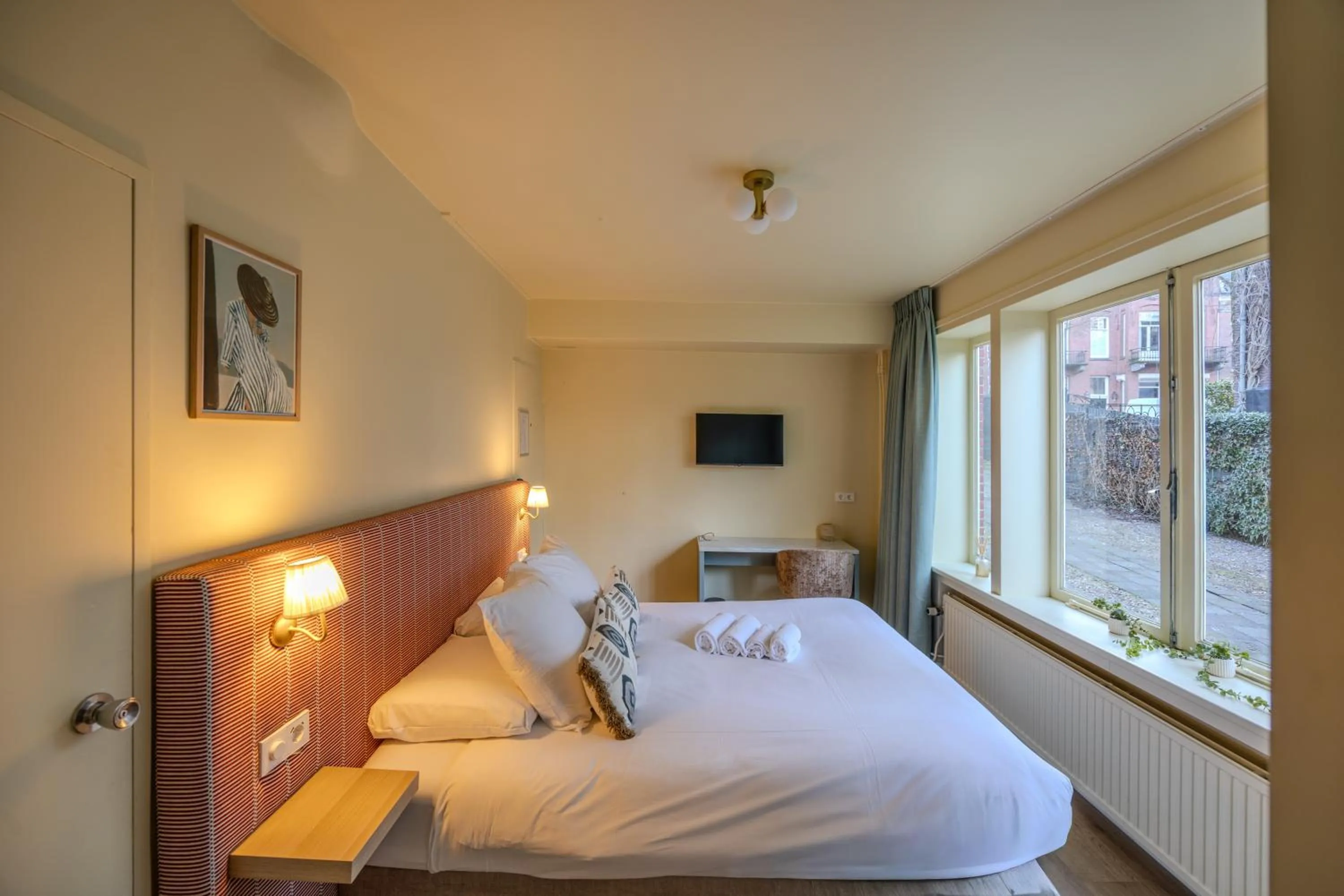 Photo of the whole room, Bed in Hotel Atlas Vondelpark