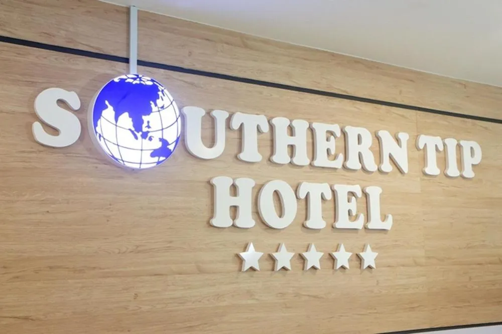 Southern Tip Hotel - City & 100m walk to McDonald's & FREE DOBI