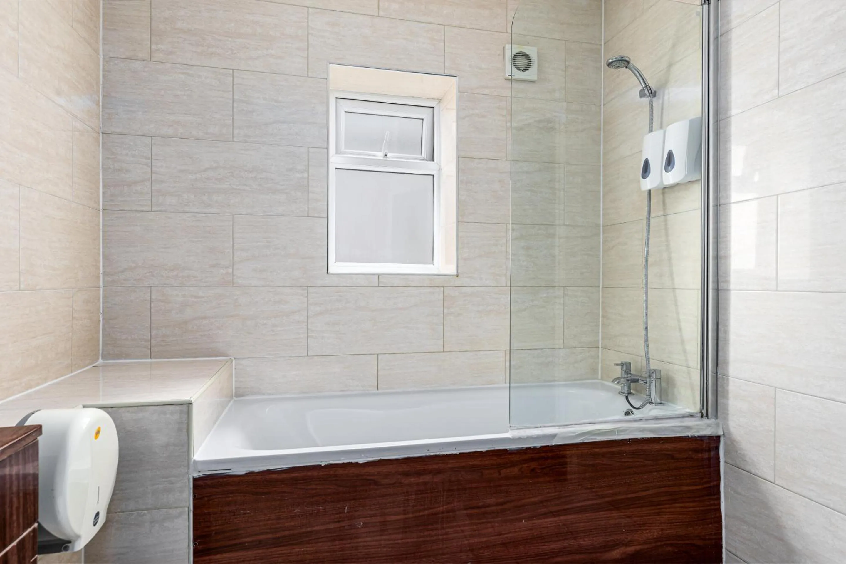 Bathroom in City Gate Guest House