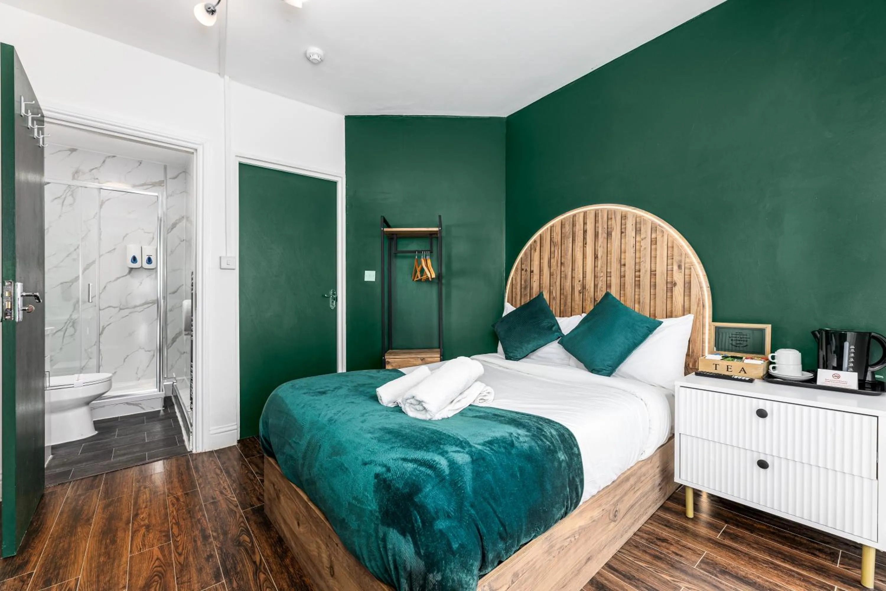 Bed in City Gate Guest House