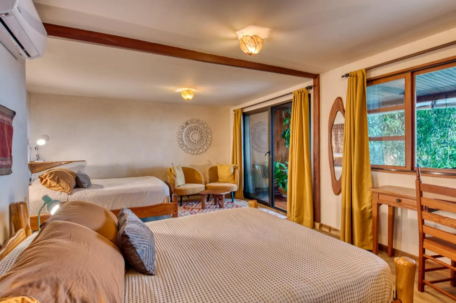 Deluxe Double Room with Balcony and Sea View in Hotel Amor de Mar Deluxe Double Room with Balcony and Sea View in Hotel Amor de Mar