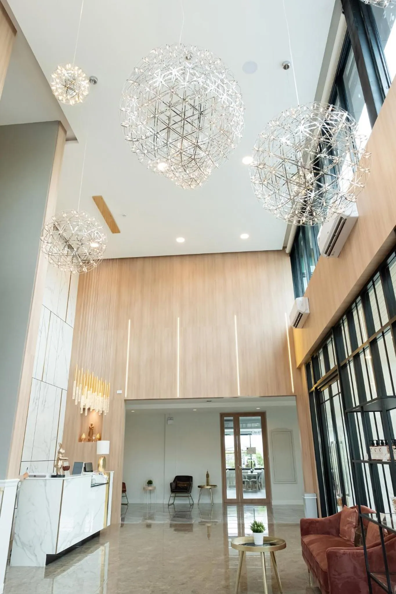 Lobby or reception in Wellington Hotel Prachuapkhirikhan