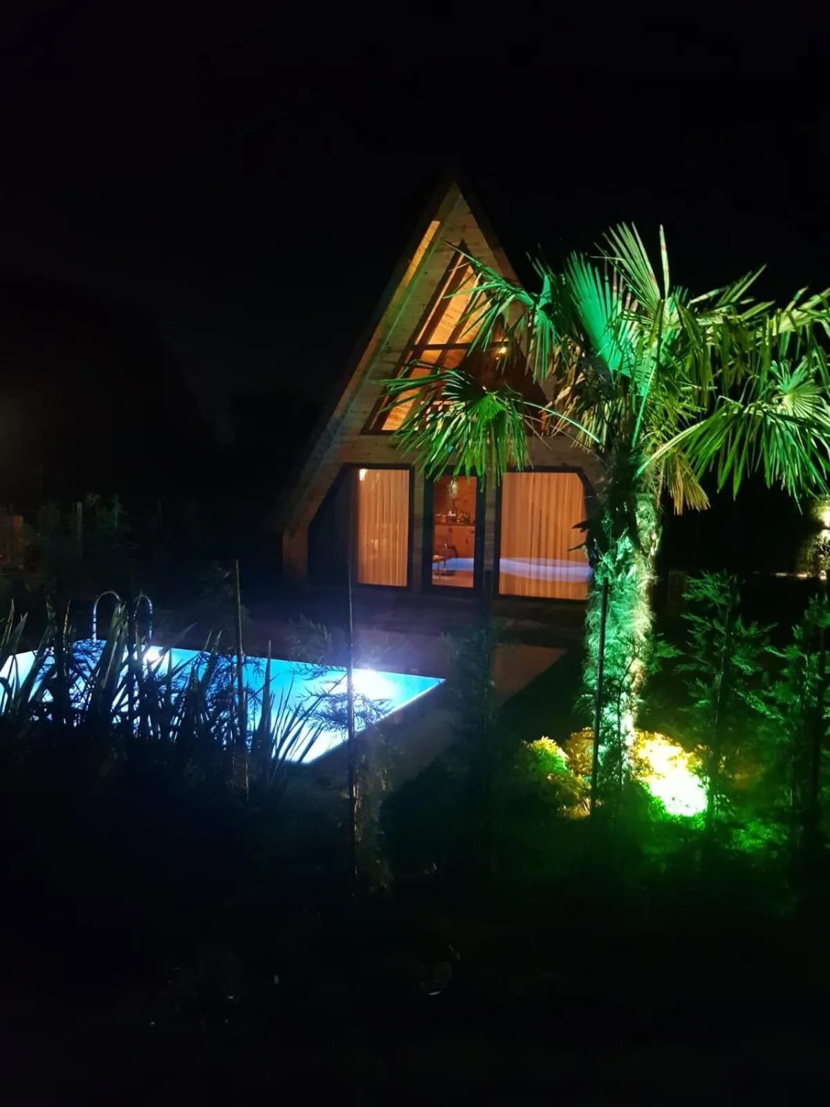 Pool view in Teona Kartepe Bungalov