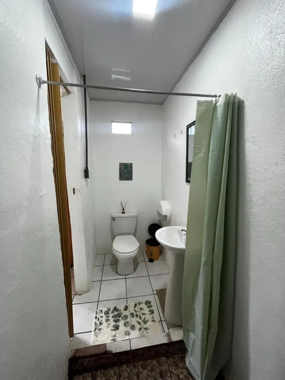 Twin Room with Private Bathroom in Cabinas Golfito Twin Room with Private Bathroom in Cabinas Golfito