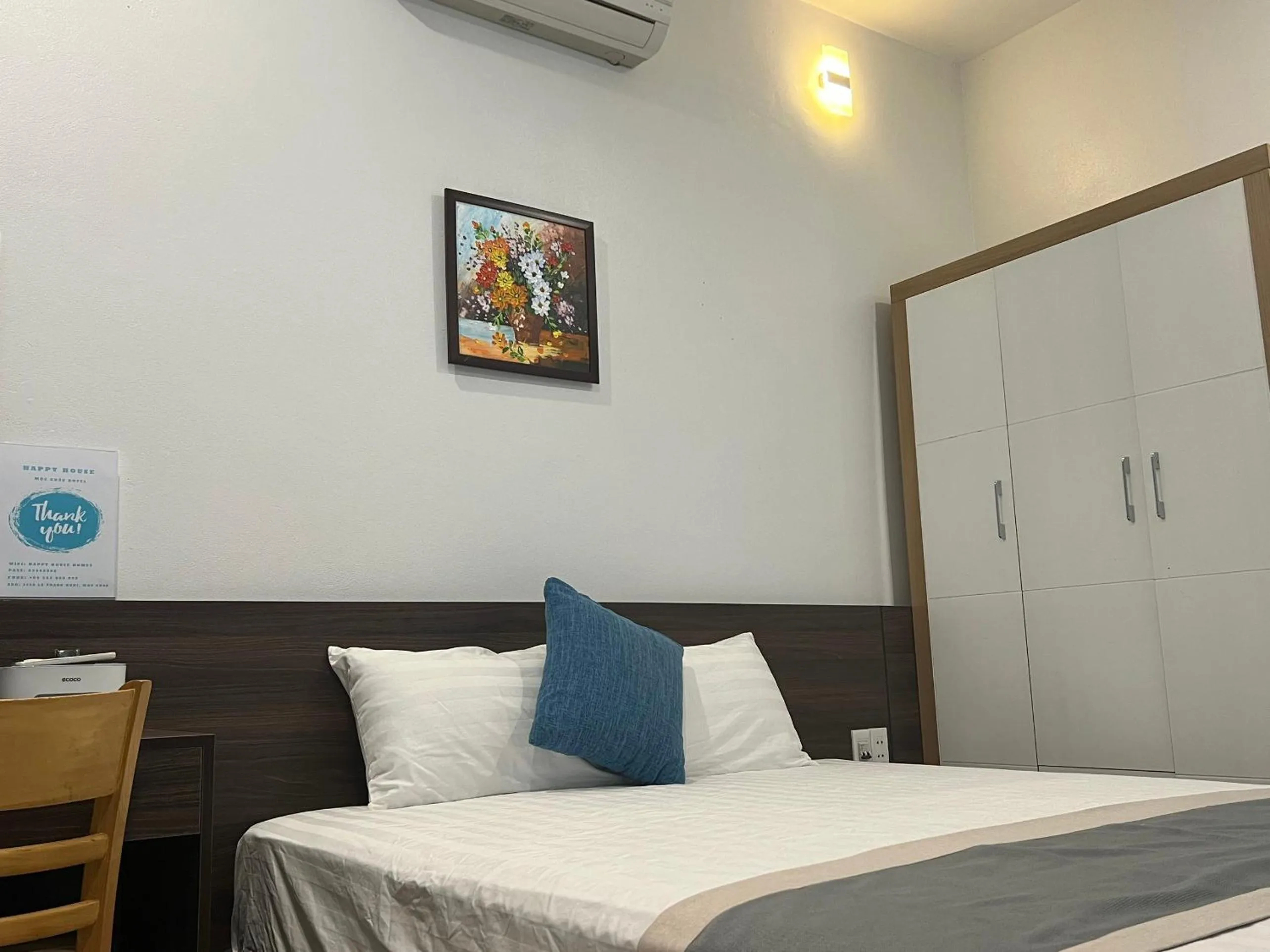 Bed in Happy House Moc Chau