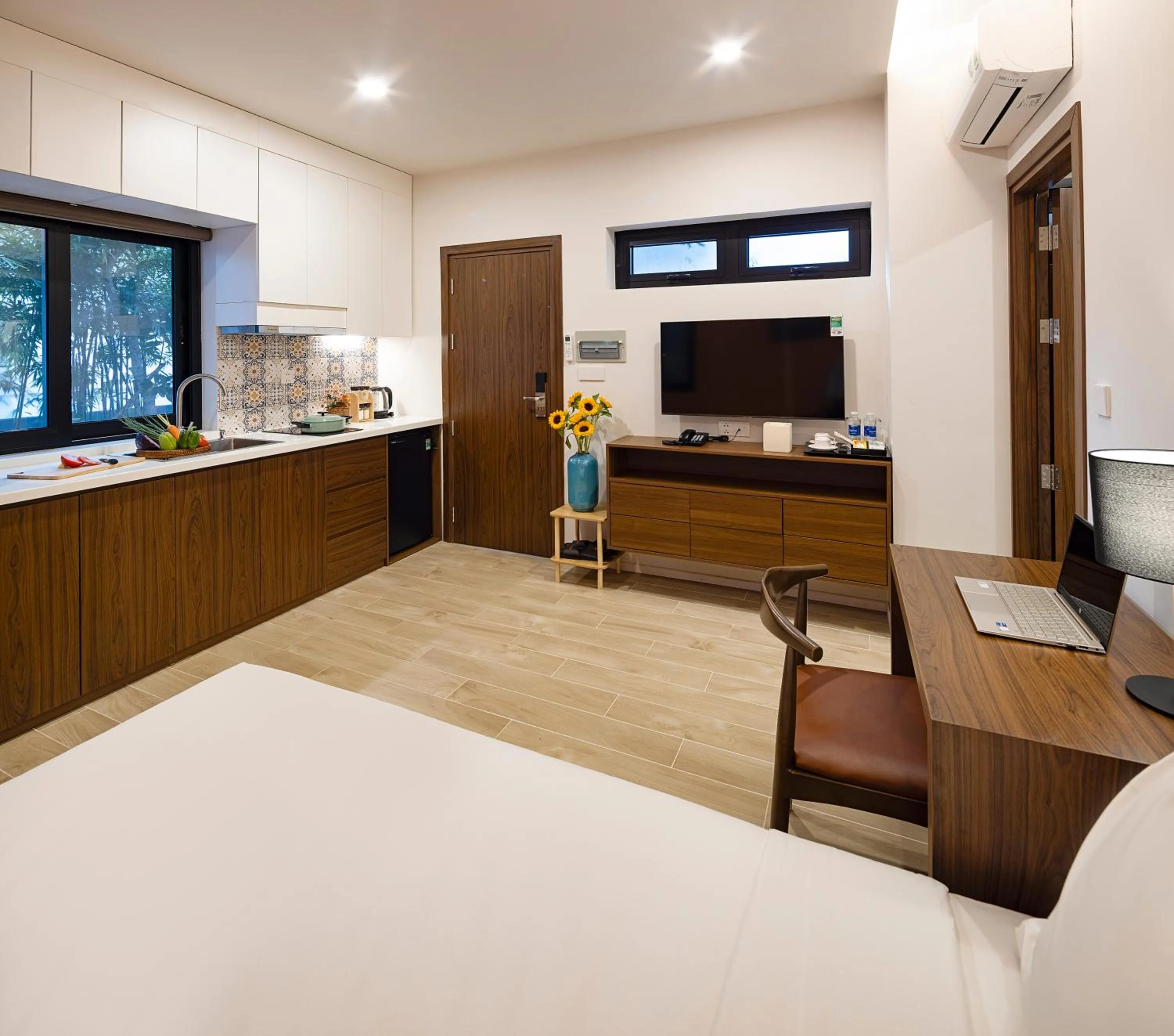 Bedroom, Bed in Terracotta Villa Saigon