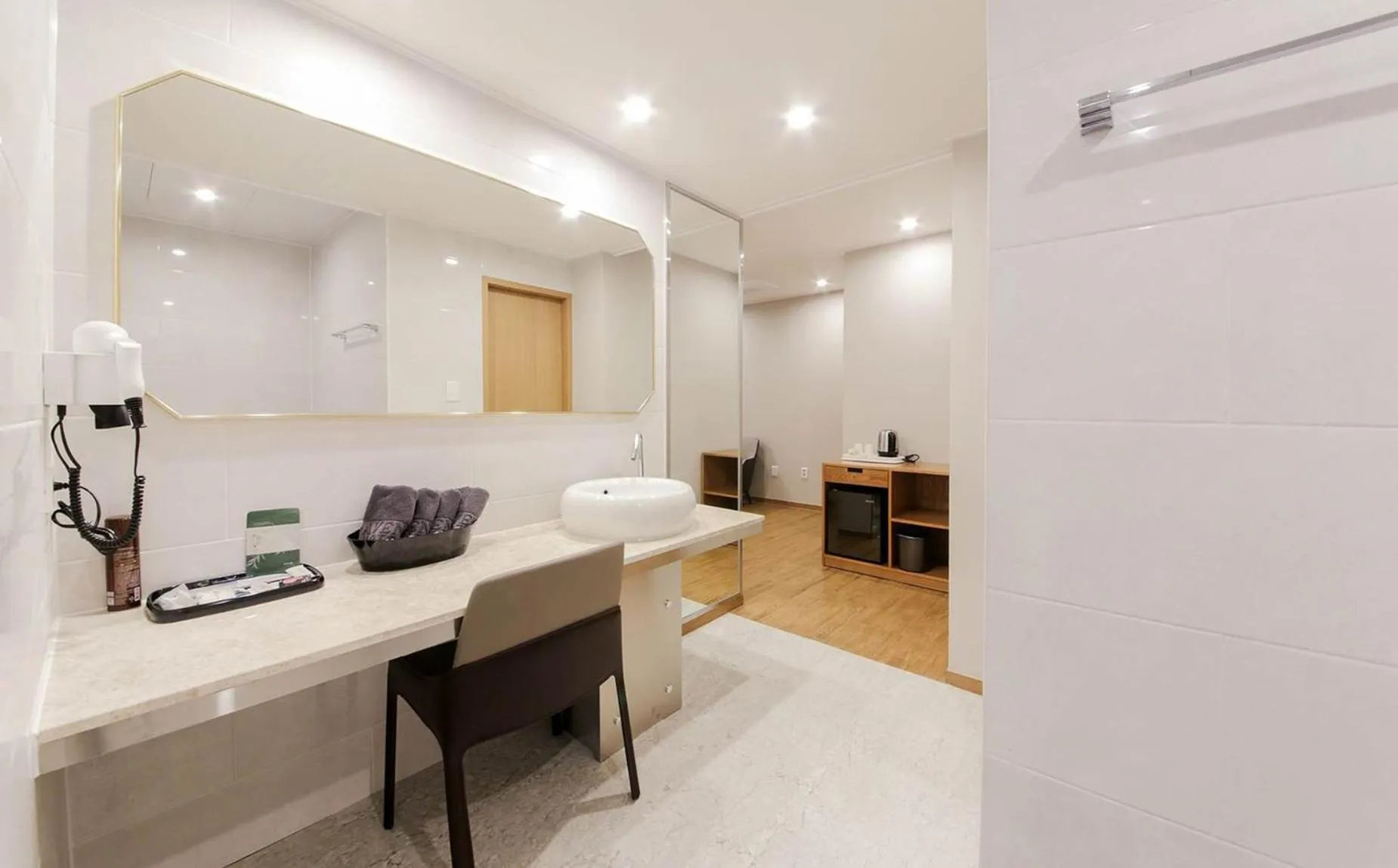 Bathroom in H Avenue Hotel in Gyeongju