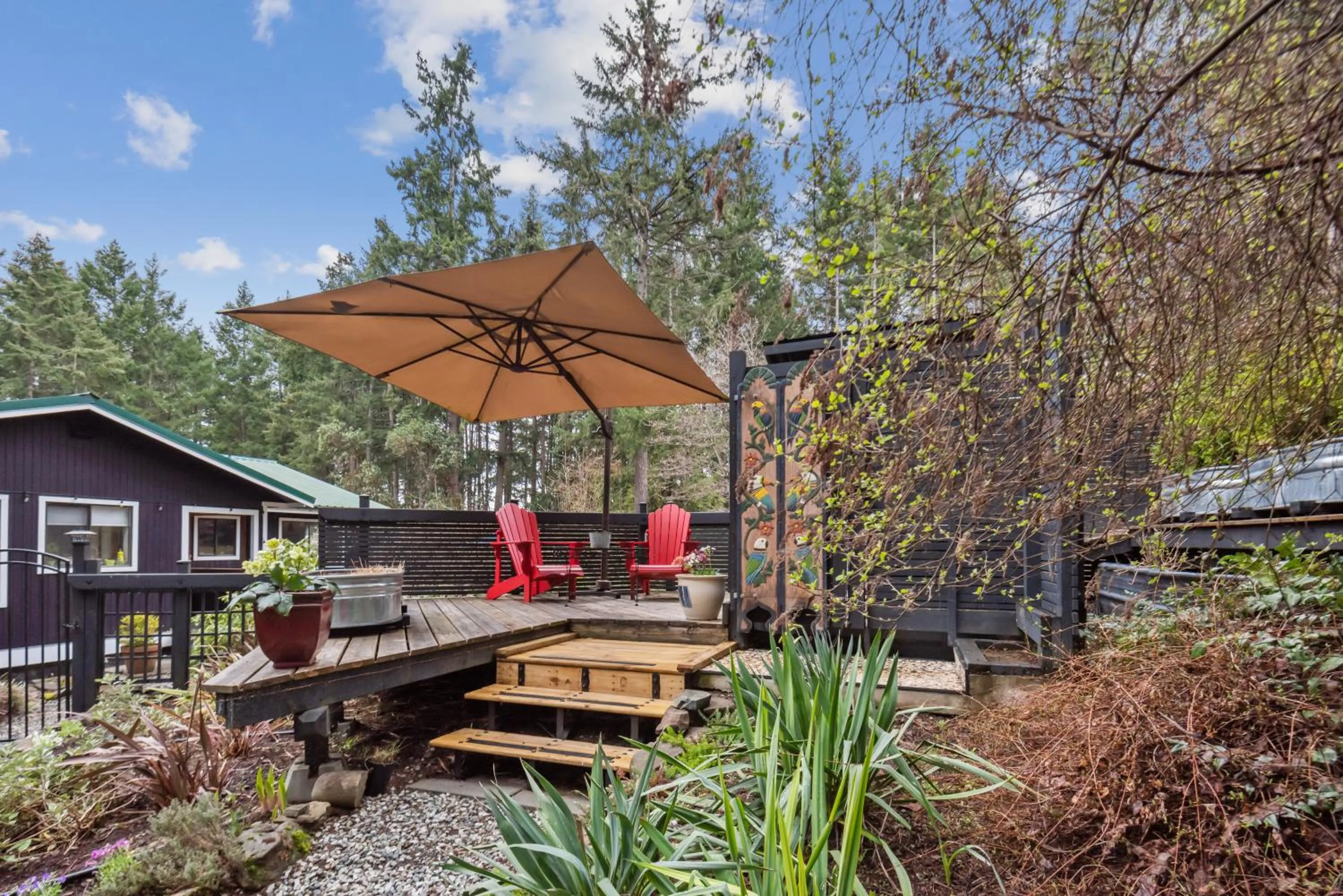 Salt Spring Carriage House B&B