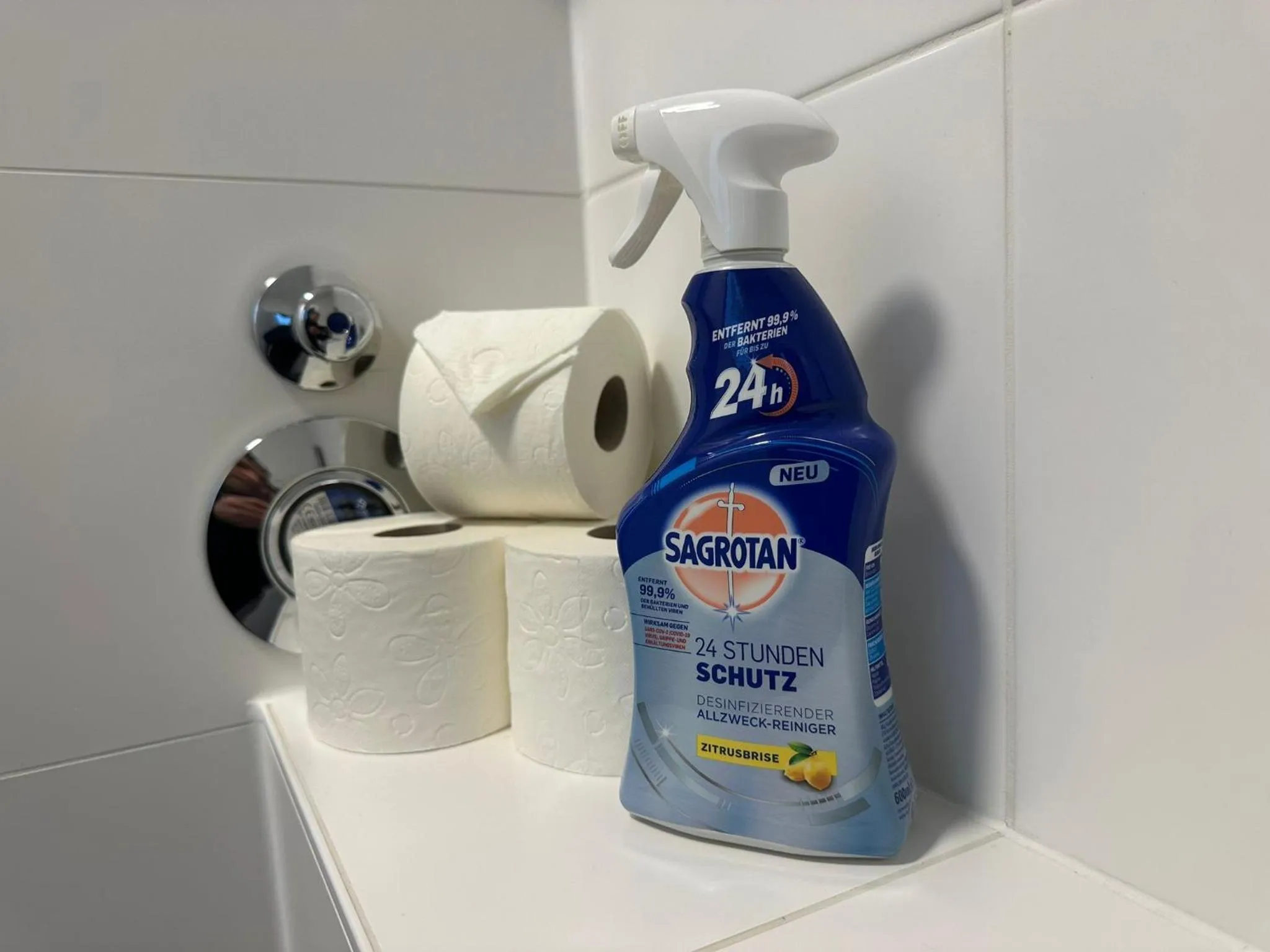 Toilet in Ferienwohnung im Hamburger Straße-4