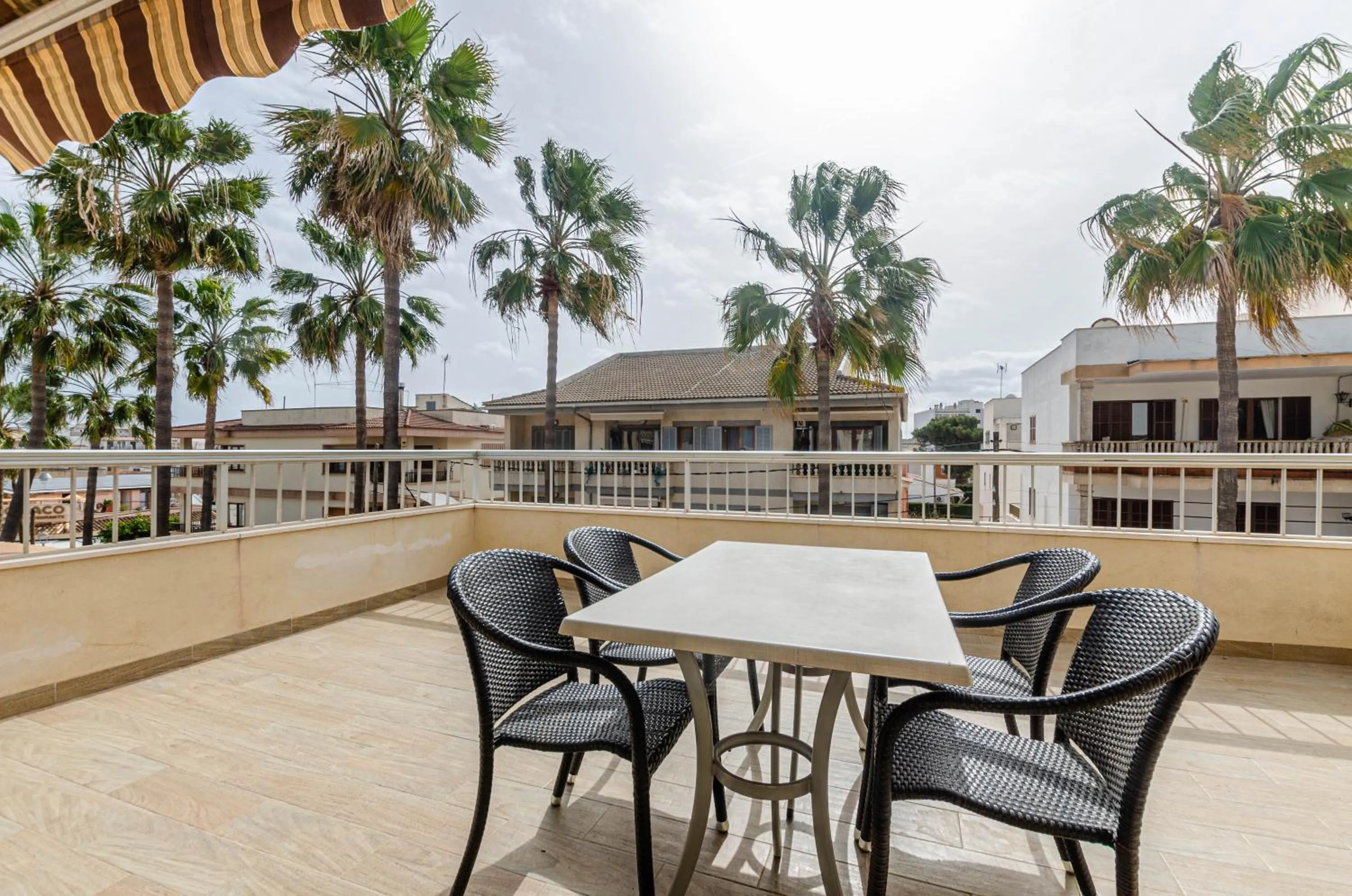 Balcony/Terrace in Acapulco Apartments