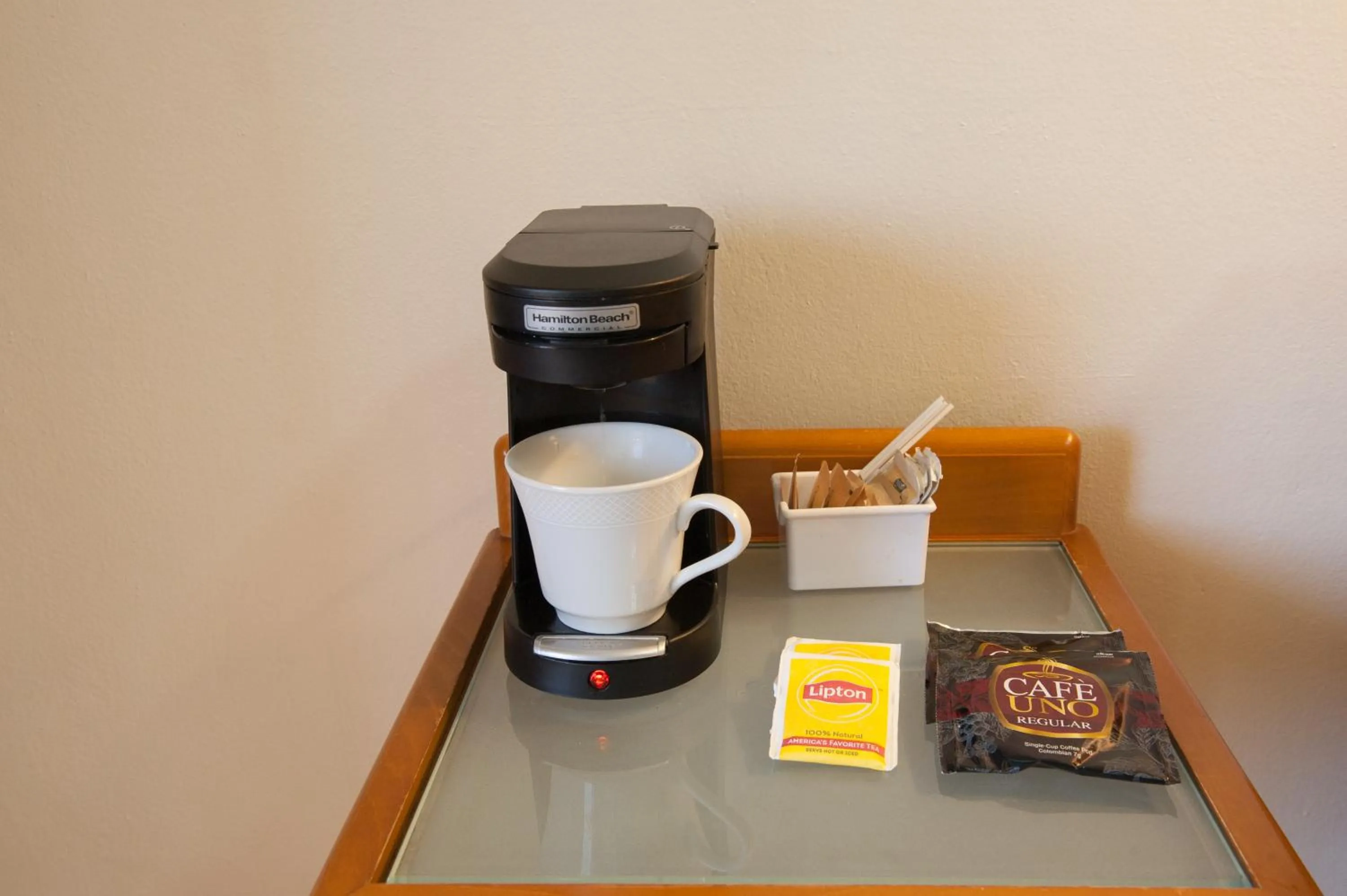 Coffee/tea facilities in Alicia's Inn