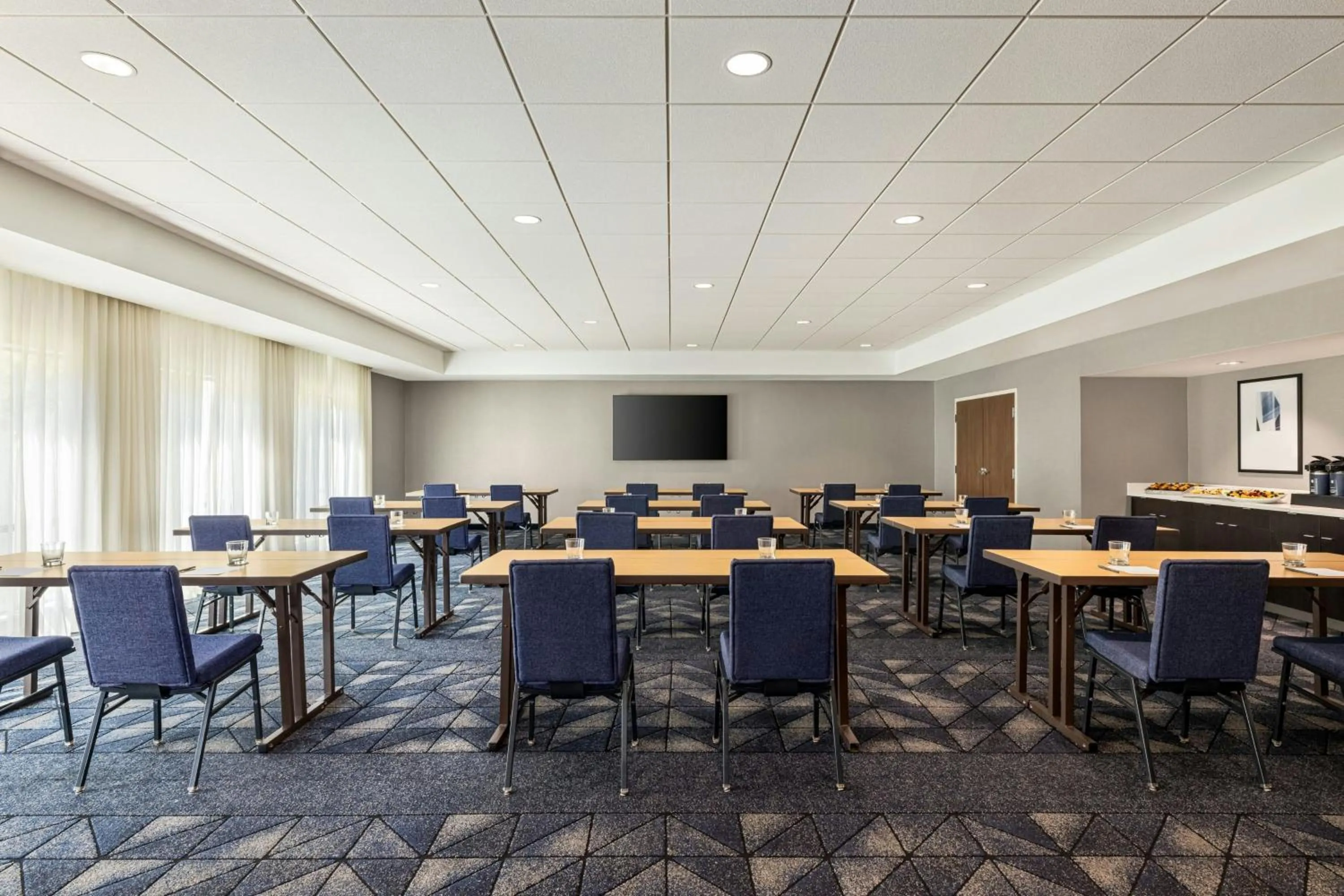 Meeting/conference room in Courtyard by Marriott Wilkes-Barre Arena