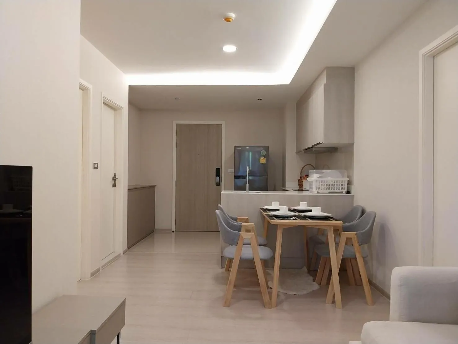 Dining area in Bangkok Sukhumvit 36 Vtara