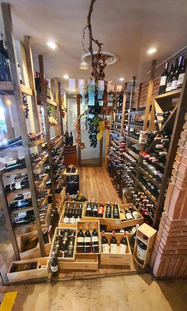 Restaurant/places to eat in Bangkok Sukhumvit 36 Vtara