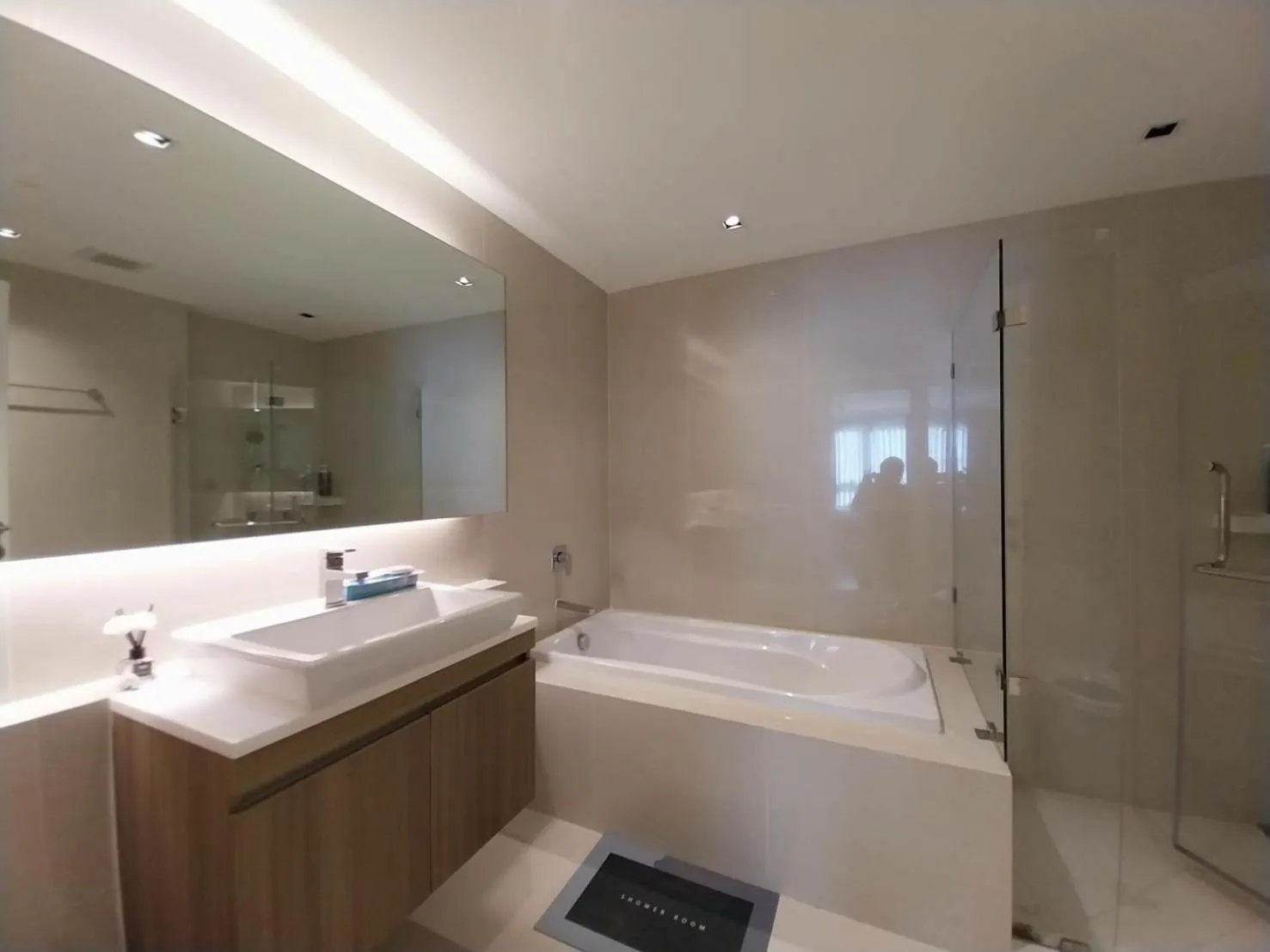 Bathroom in Bangkok Sukhumvit 36 Vtara