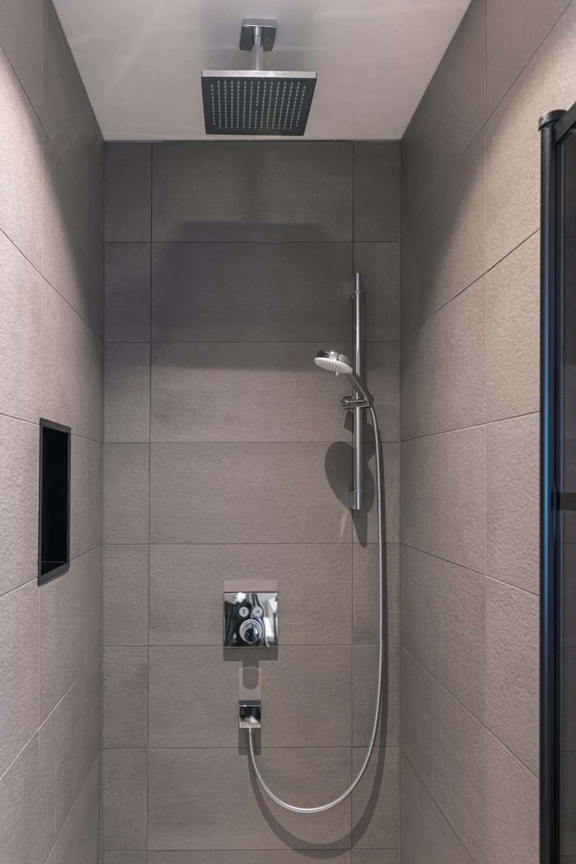 Shower in Palace Hotel Zandvoort