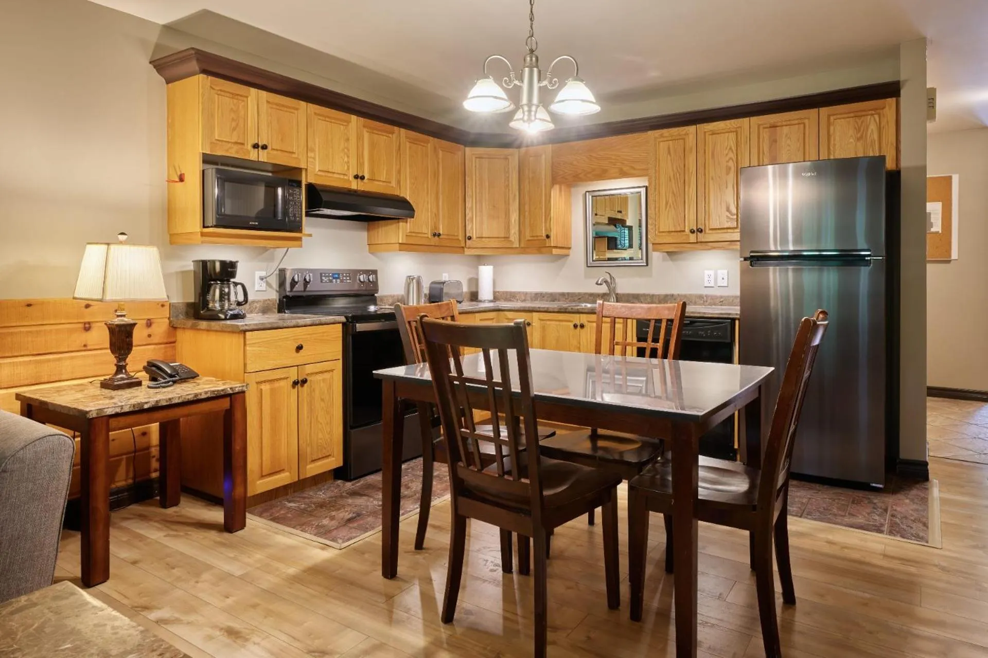 Kitchen or kitchenette in Marblewood Village Resort