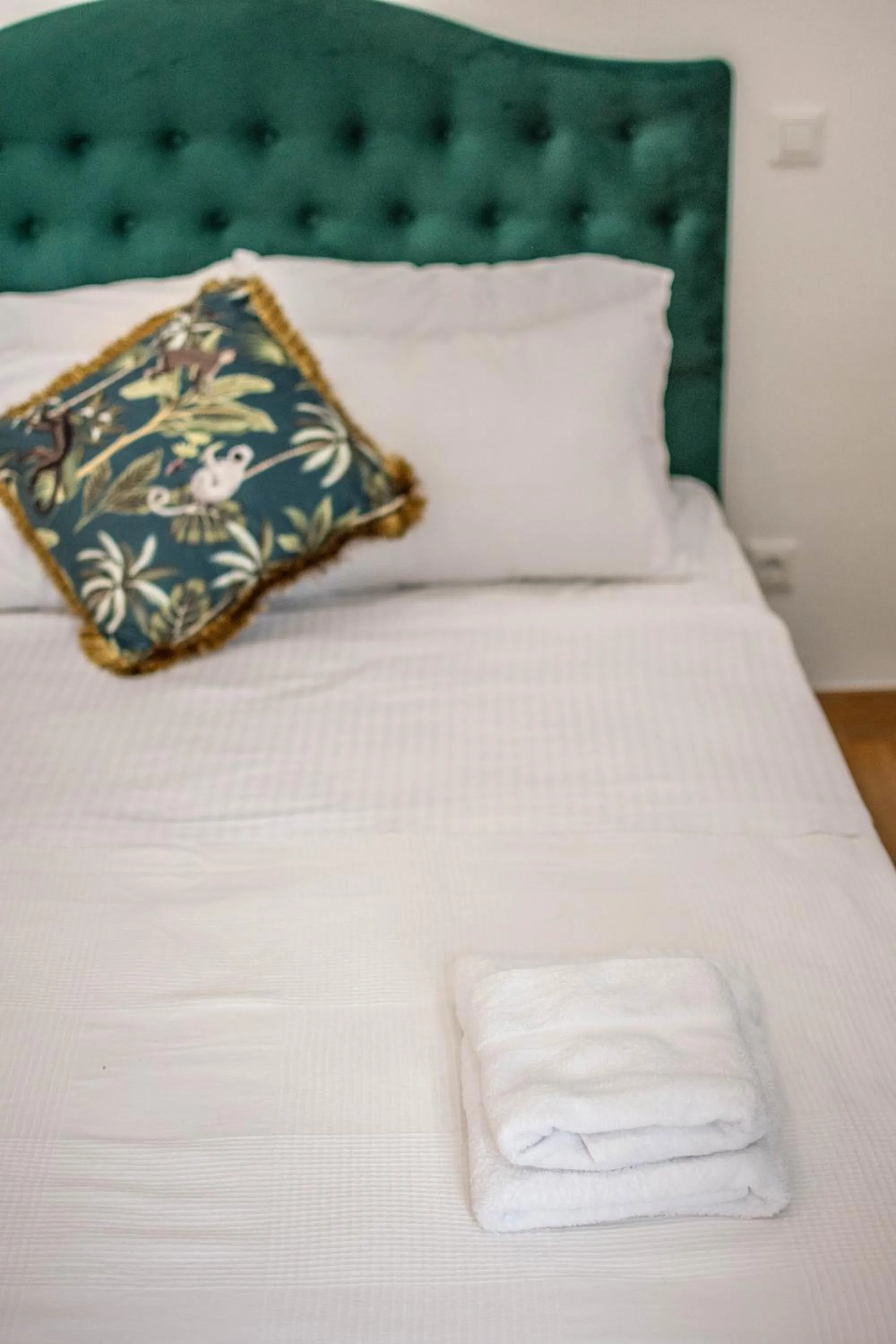 Bed in De lenco Residence 2