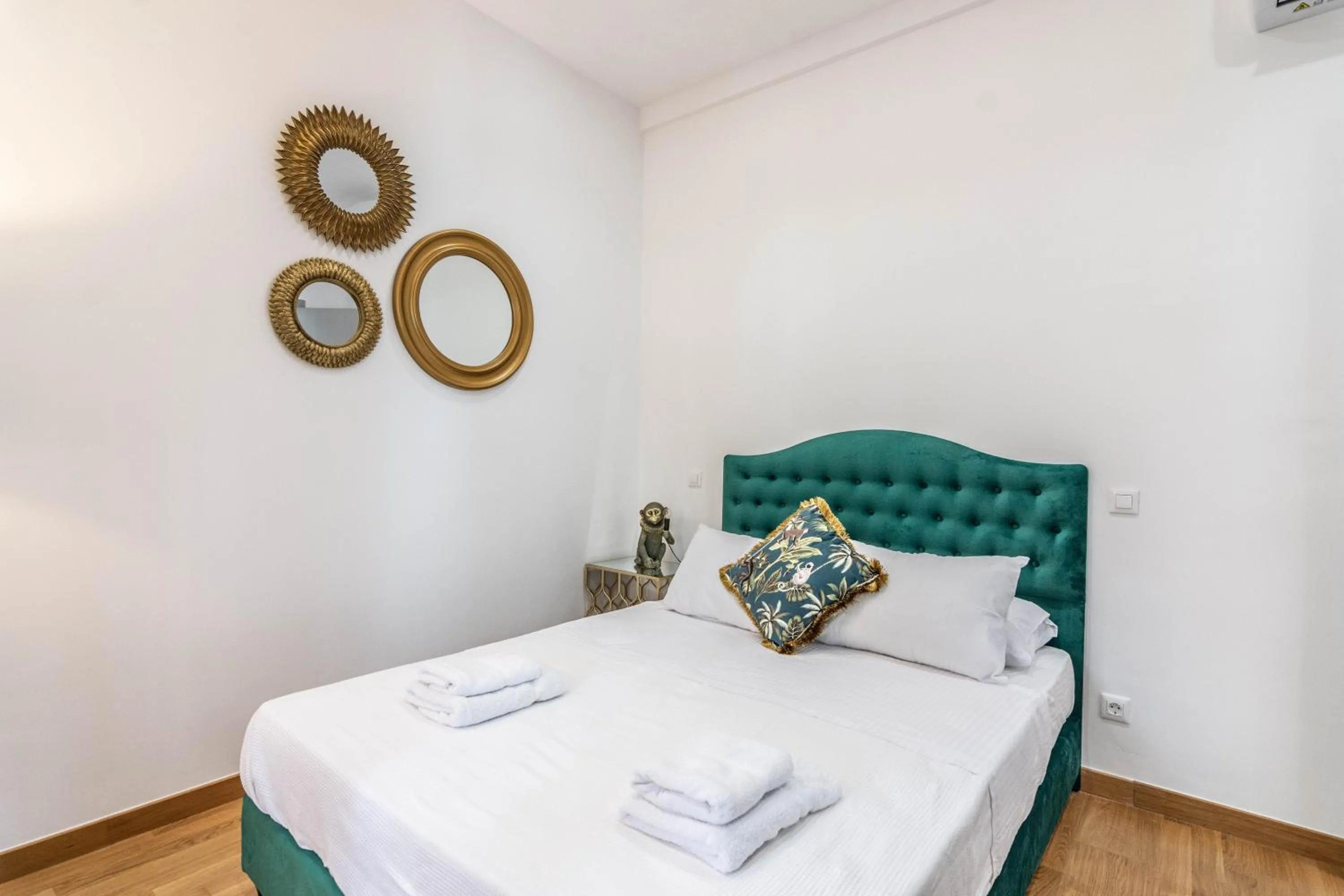 Bedroom, Bed in De lenco Residence 2