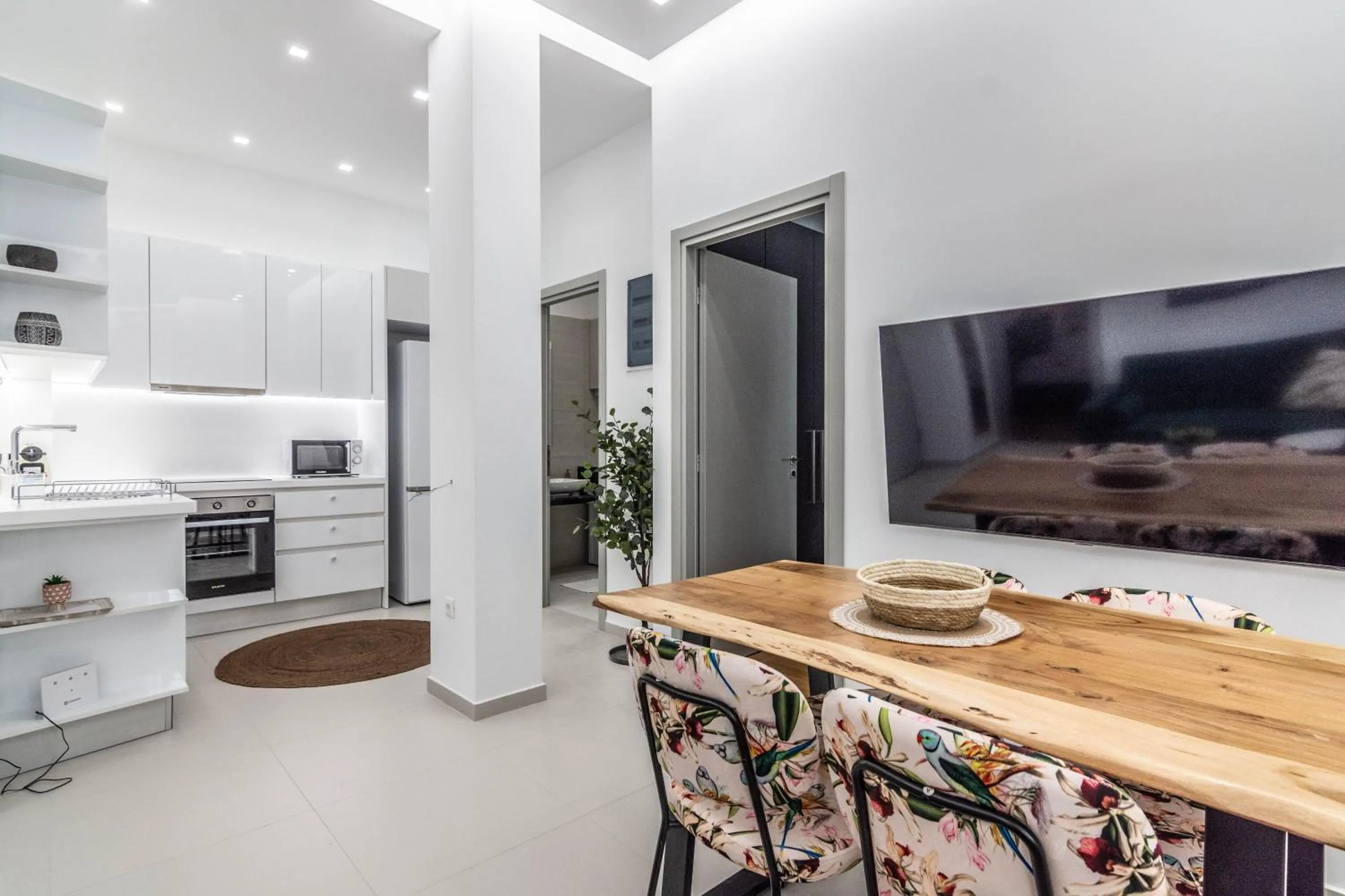 Dining area in De lenco Residence 2